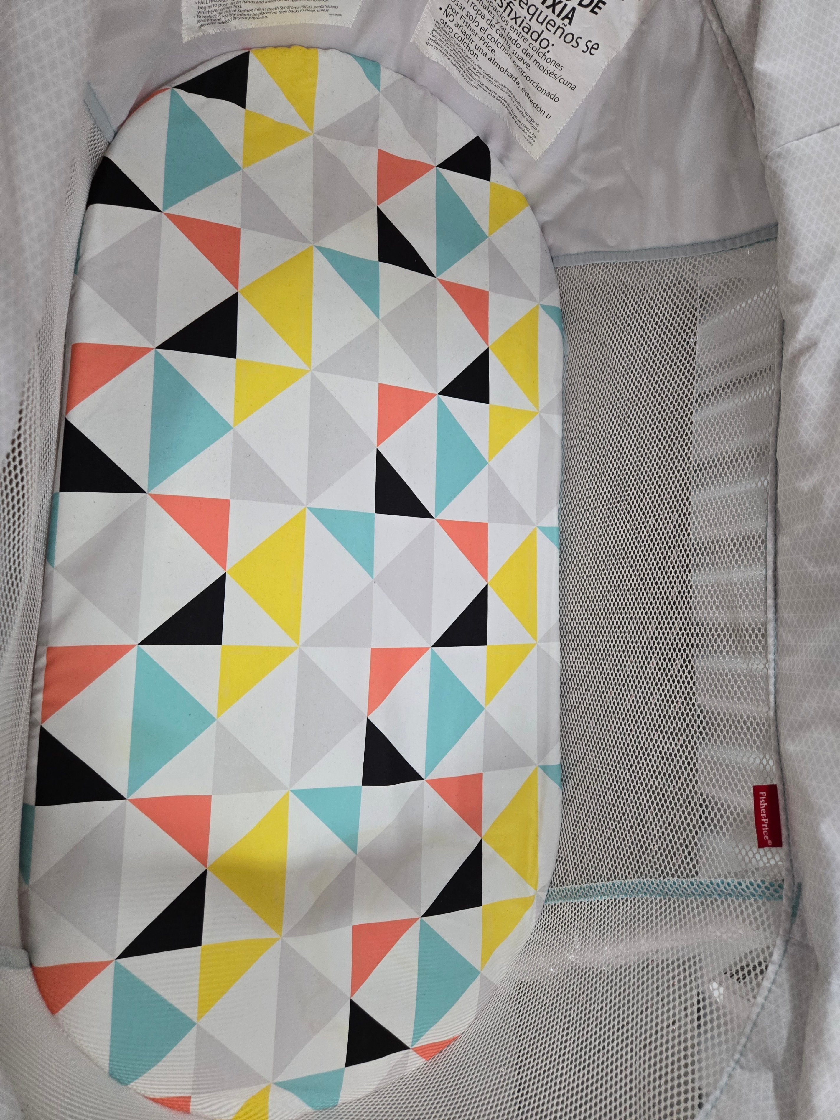 Fisher Price Bassinet - photo 2