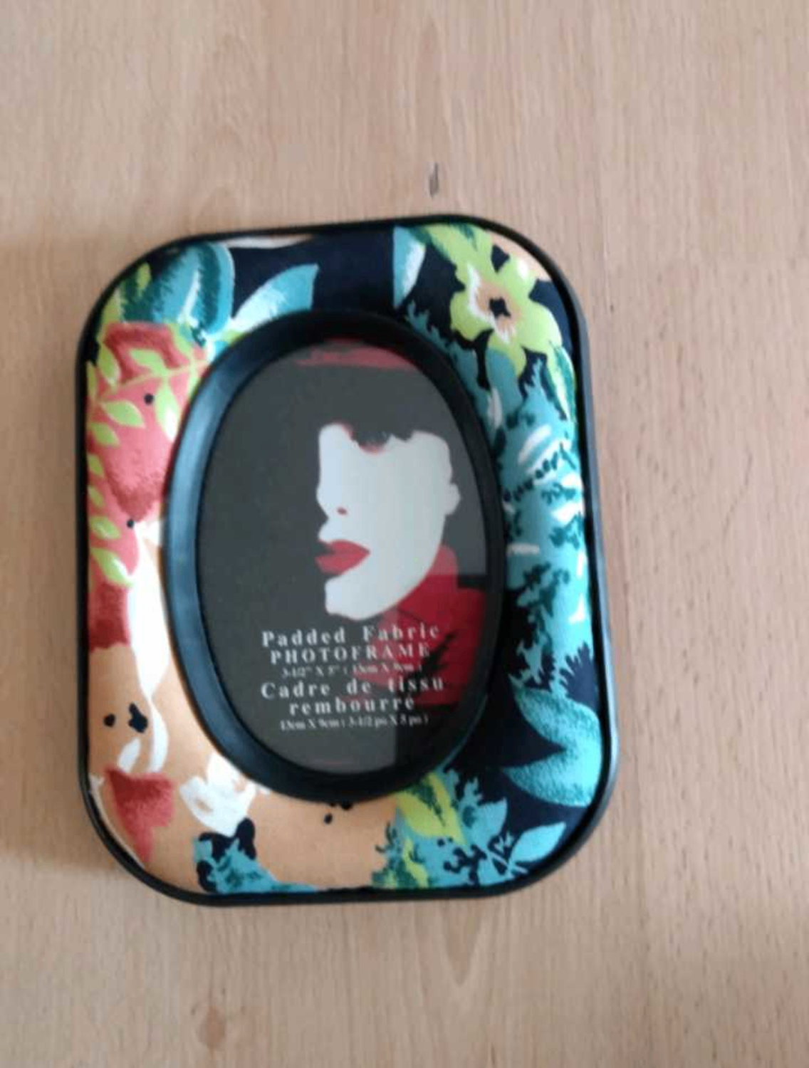 Brand New padded fabric photo frame - photo 2