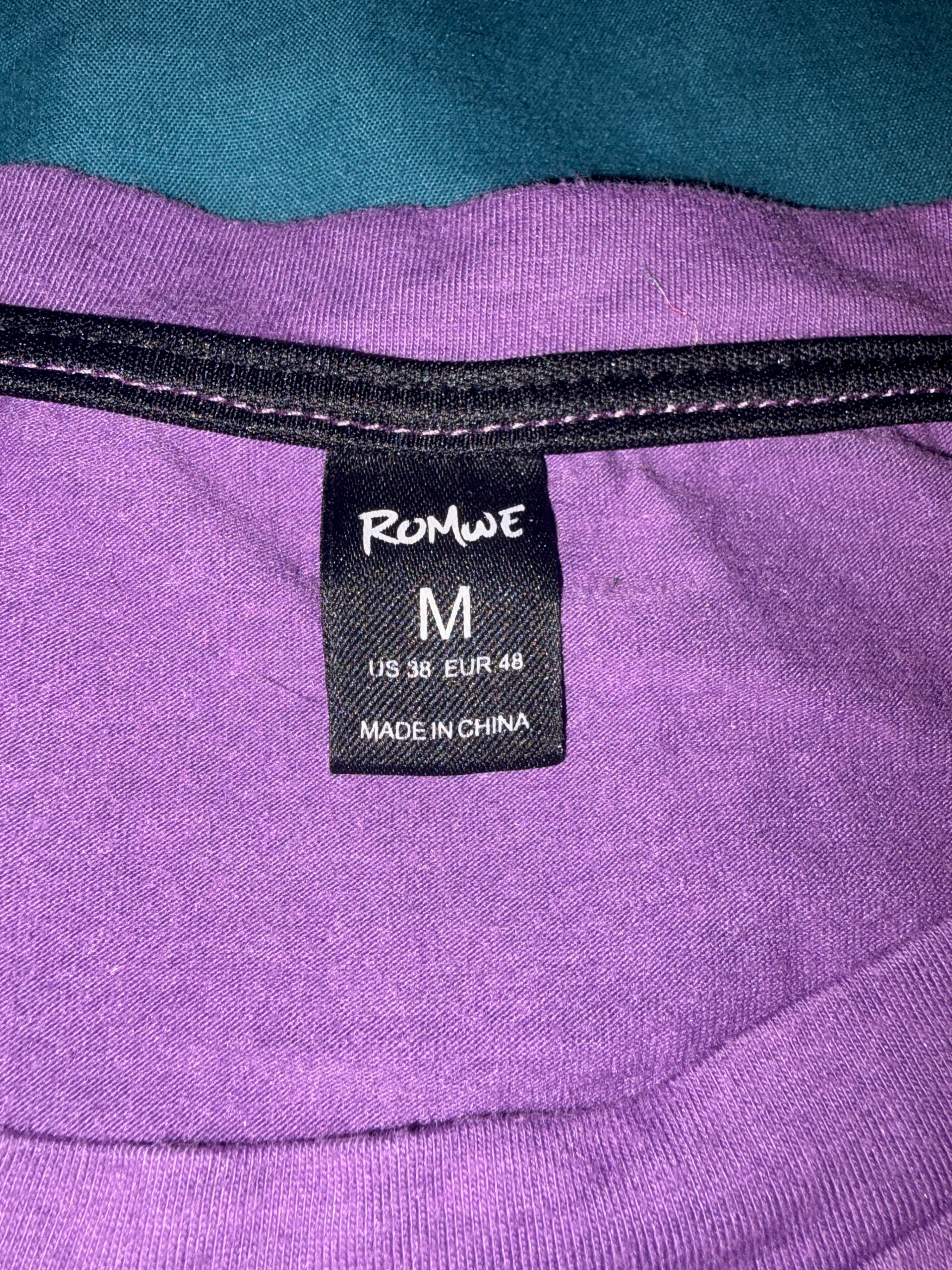 Romwe Purple Graphic Tee - Size M - photo 2