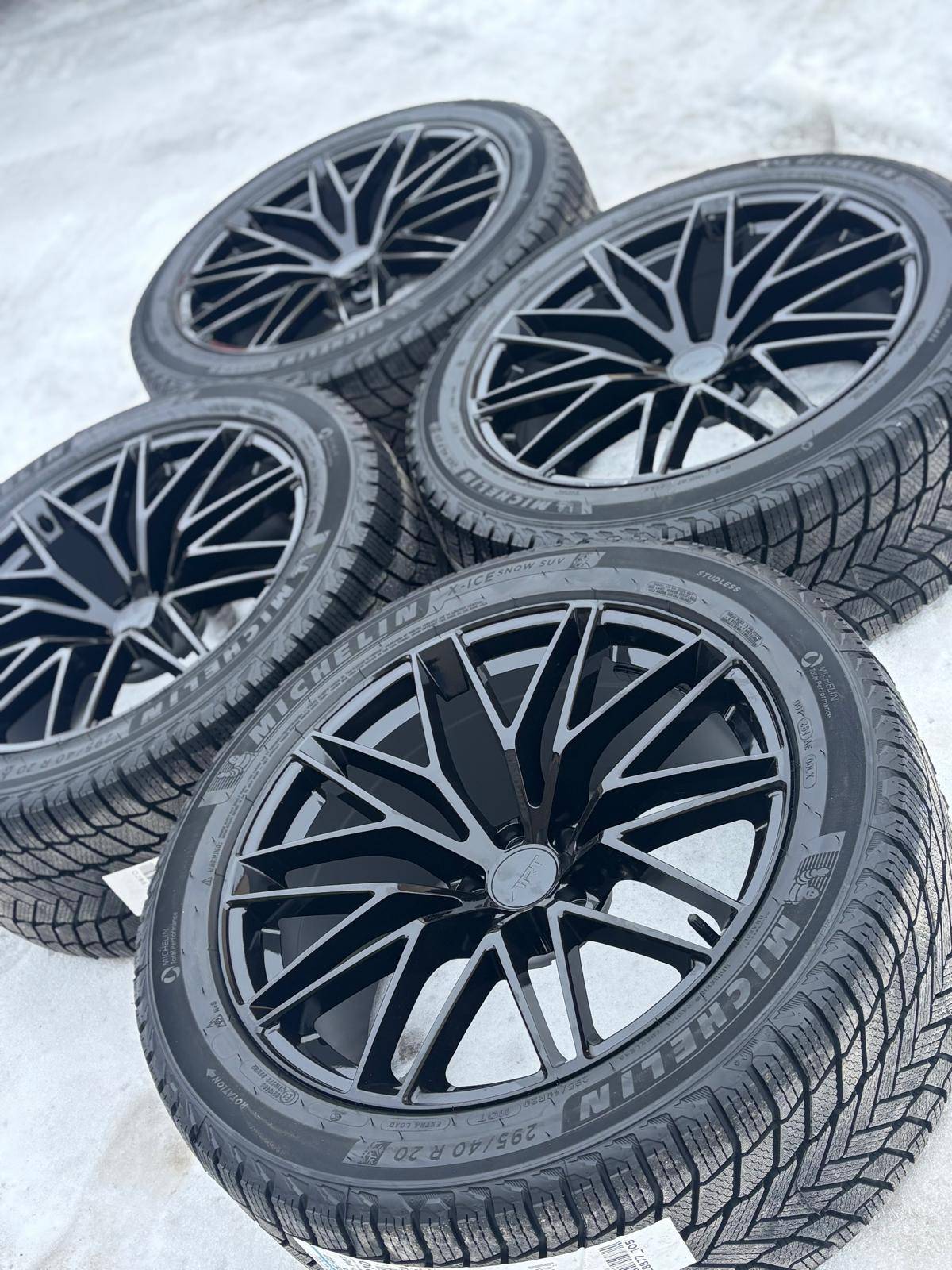 NEW 20"PORSCHE MACAN+265/45/R20 &295/40/R20 Michelin Snows - photo 3