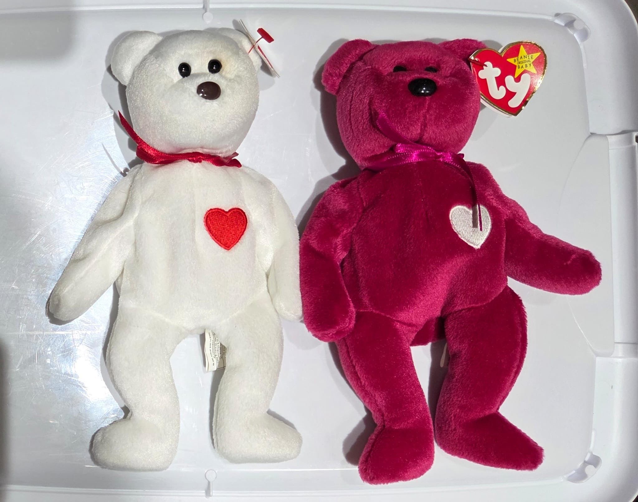 TY Beanie Babies – Valentino & Valentina (Valentine’s Bears)