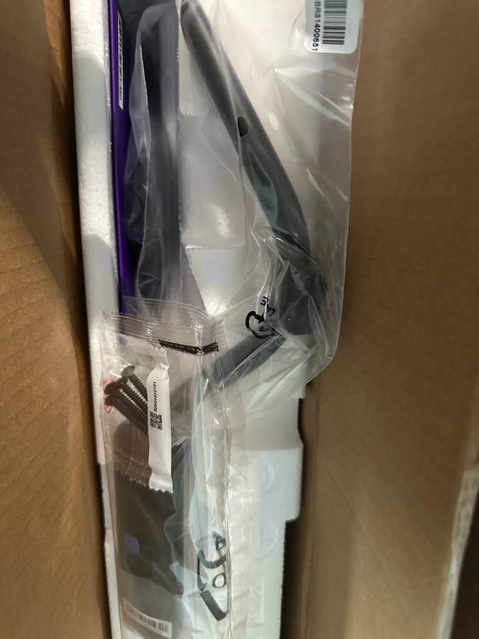 Roku Select Series 43-inch 4K UHD HDR LED Roku Smart TV - photo 4