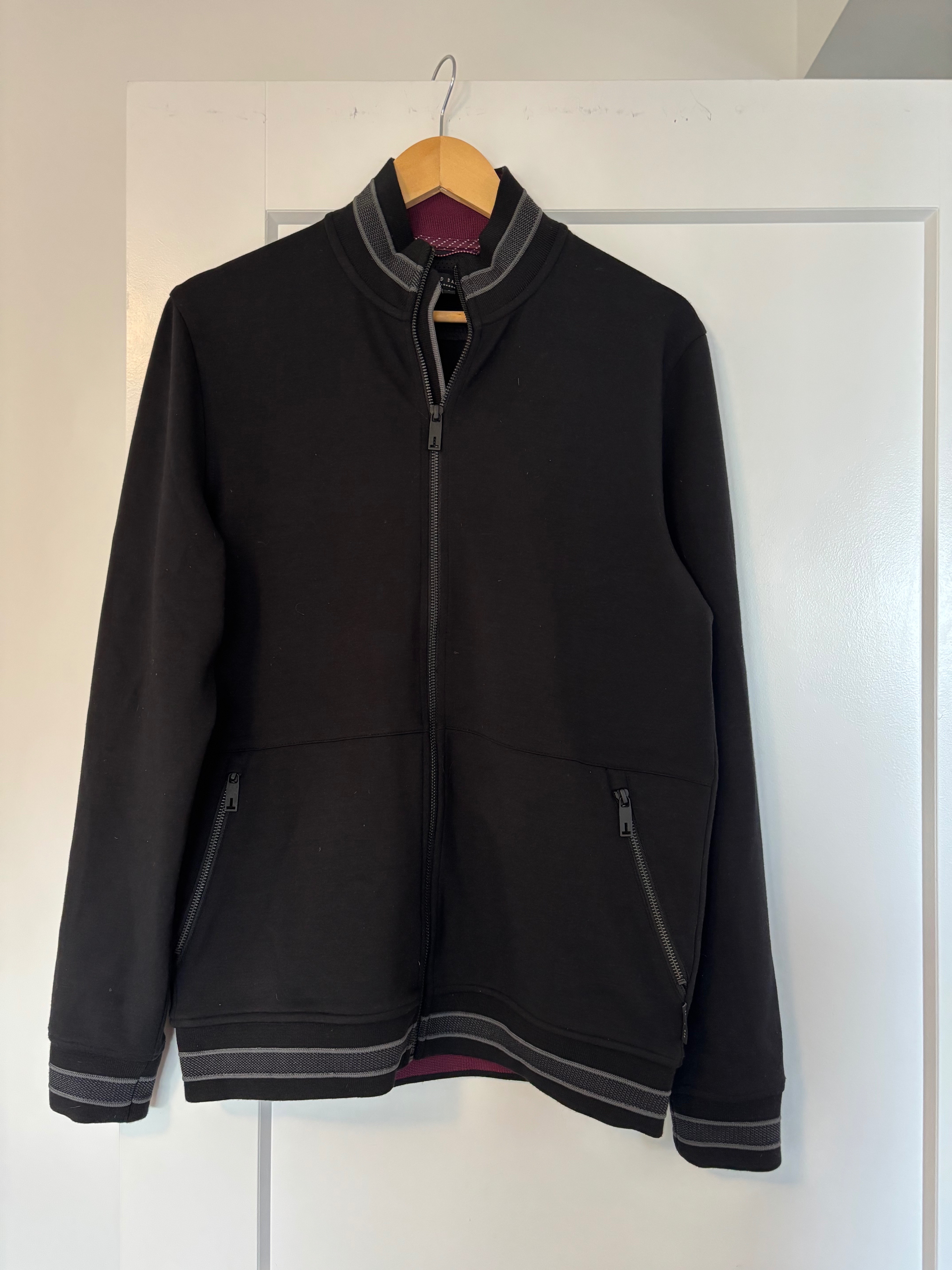 Ted Baker Men’s Black Zip-Up Sweater Size M