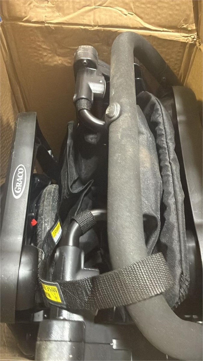 Graco Jogger Stroller - Black - photo 3