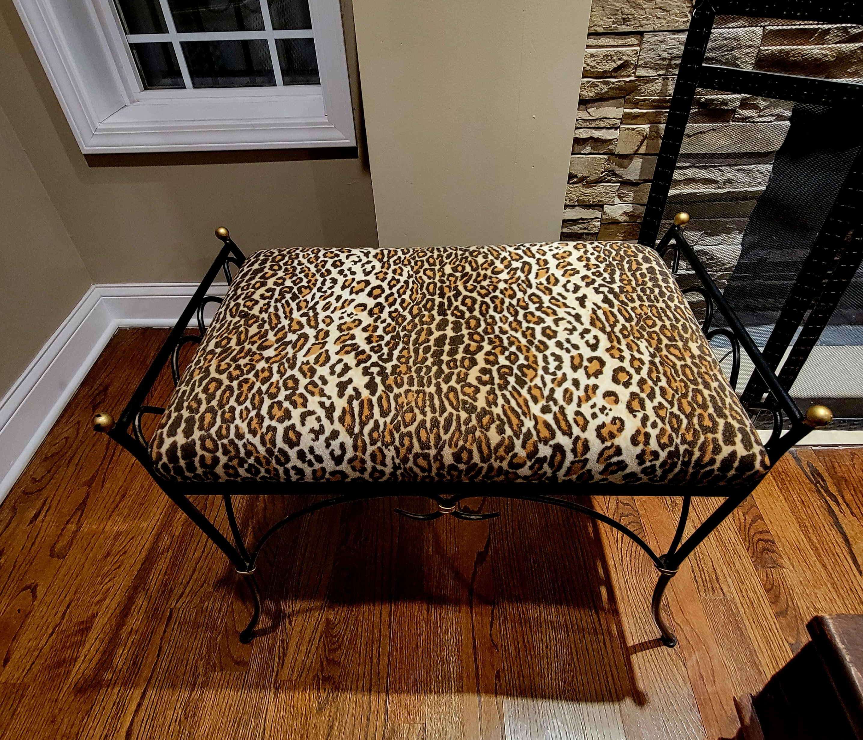 Stylish Leopard Print Statement Bench – Chic Boutique Essential!