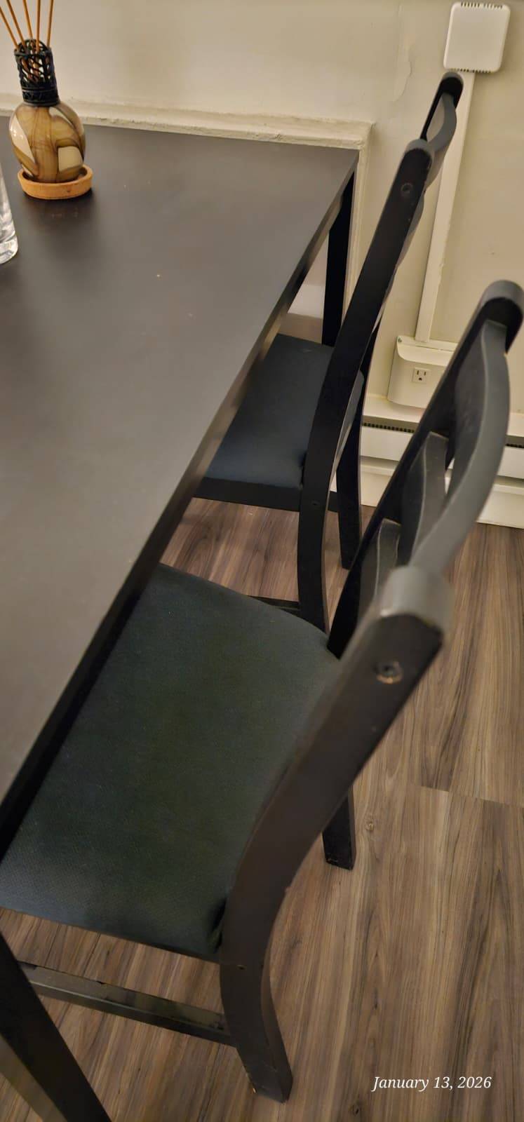 MOVE‑OUT SALE — MUST GO ASAP $80 - photo 2