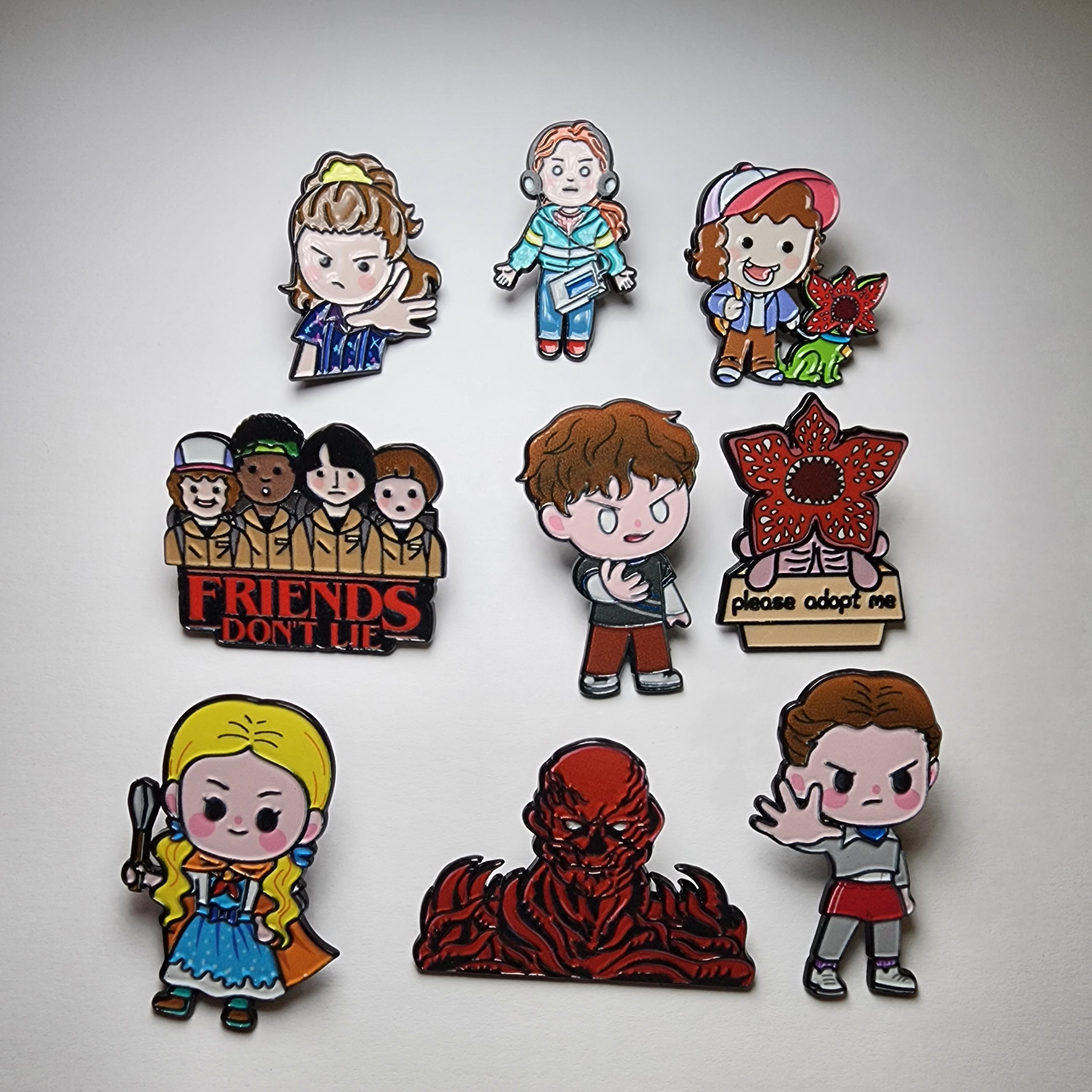 Stranger Things Set of 9 Brooch Enamel Pins - photo 4