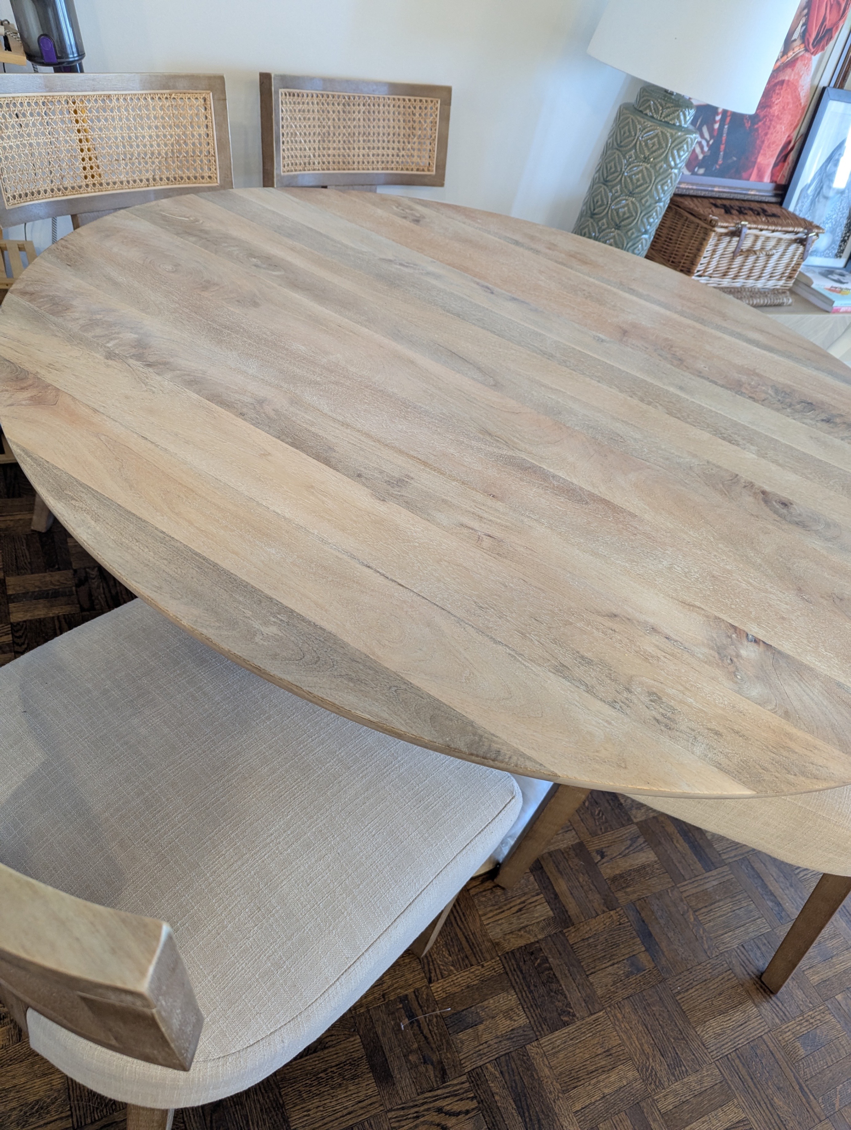 West Elm Winona 48′′ Round Dining Table – Great Condition - photo 2
