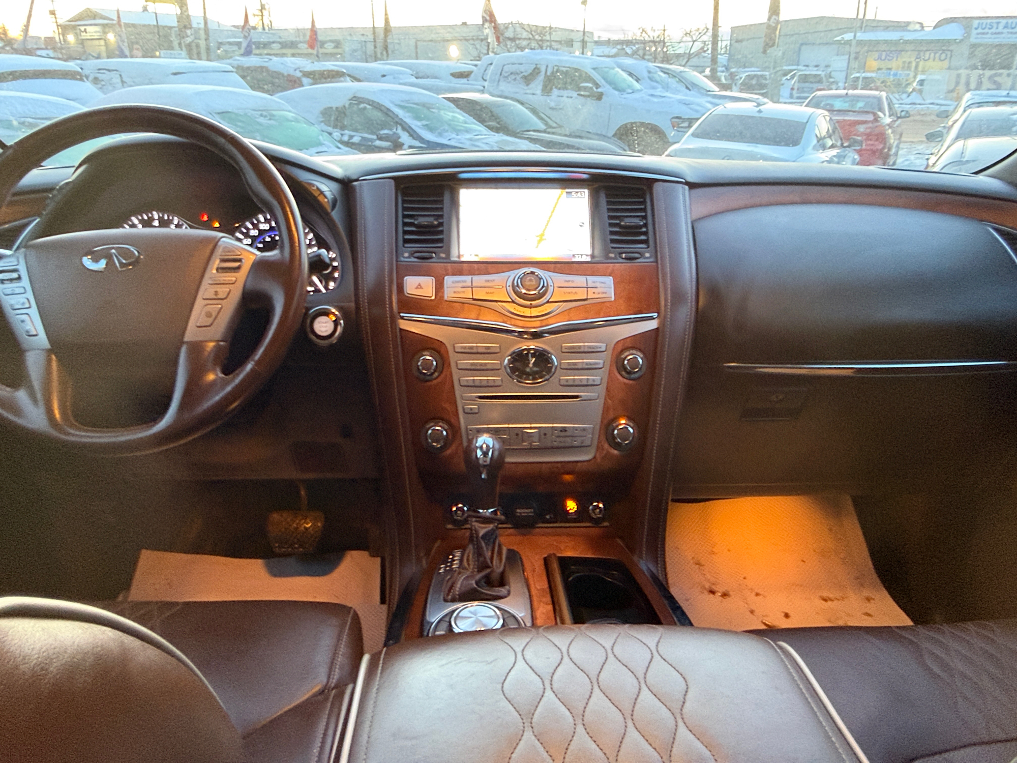 2017 INFINITI QX80 LIMITED 4WD - photo 4