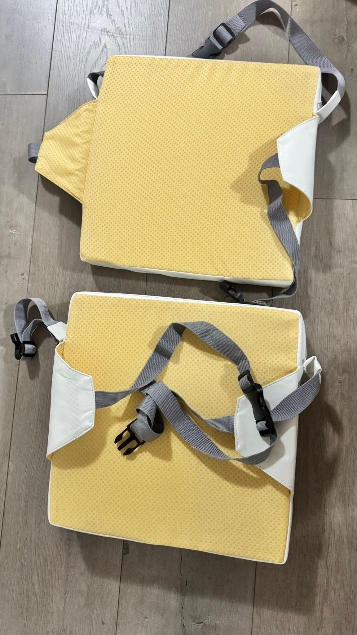 Portable Baby Booster Seat - Grey and Yellow