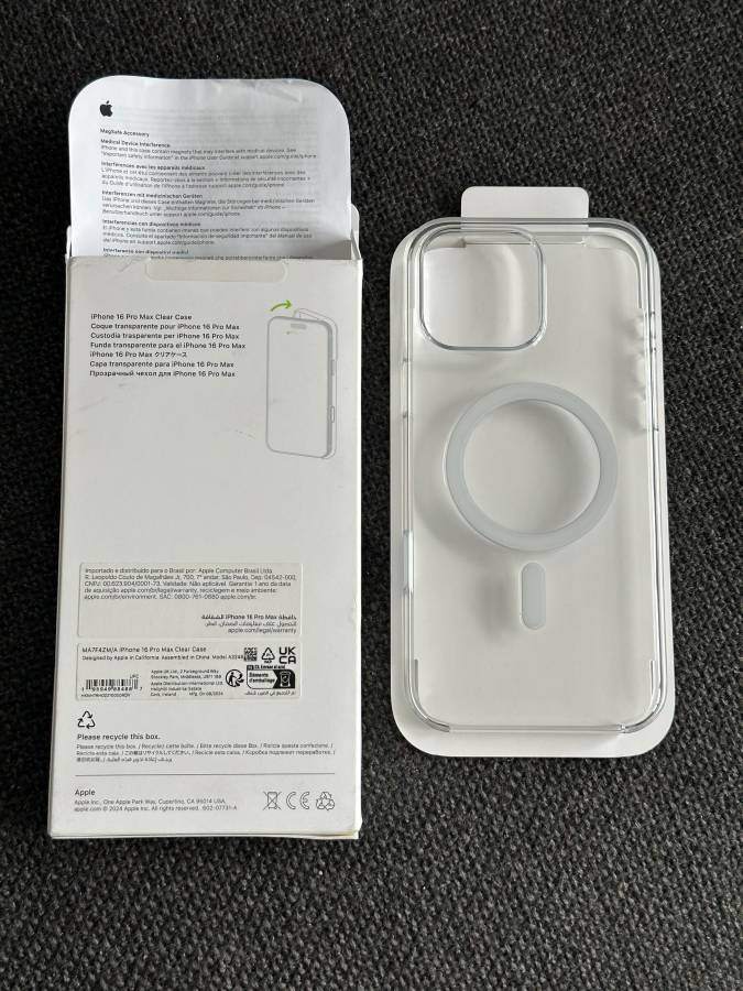 Apple iPhone 16 Pro Max Fitted Clear Case with MagSafe MA7F4ZM/A - photo 3