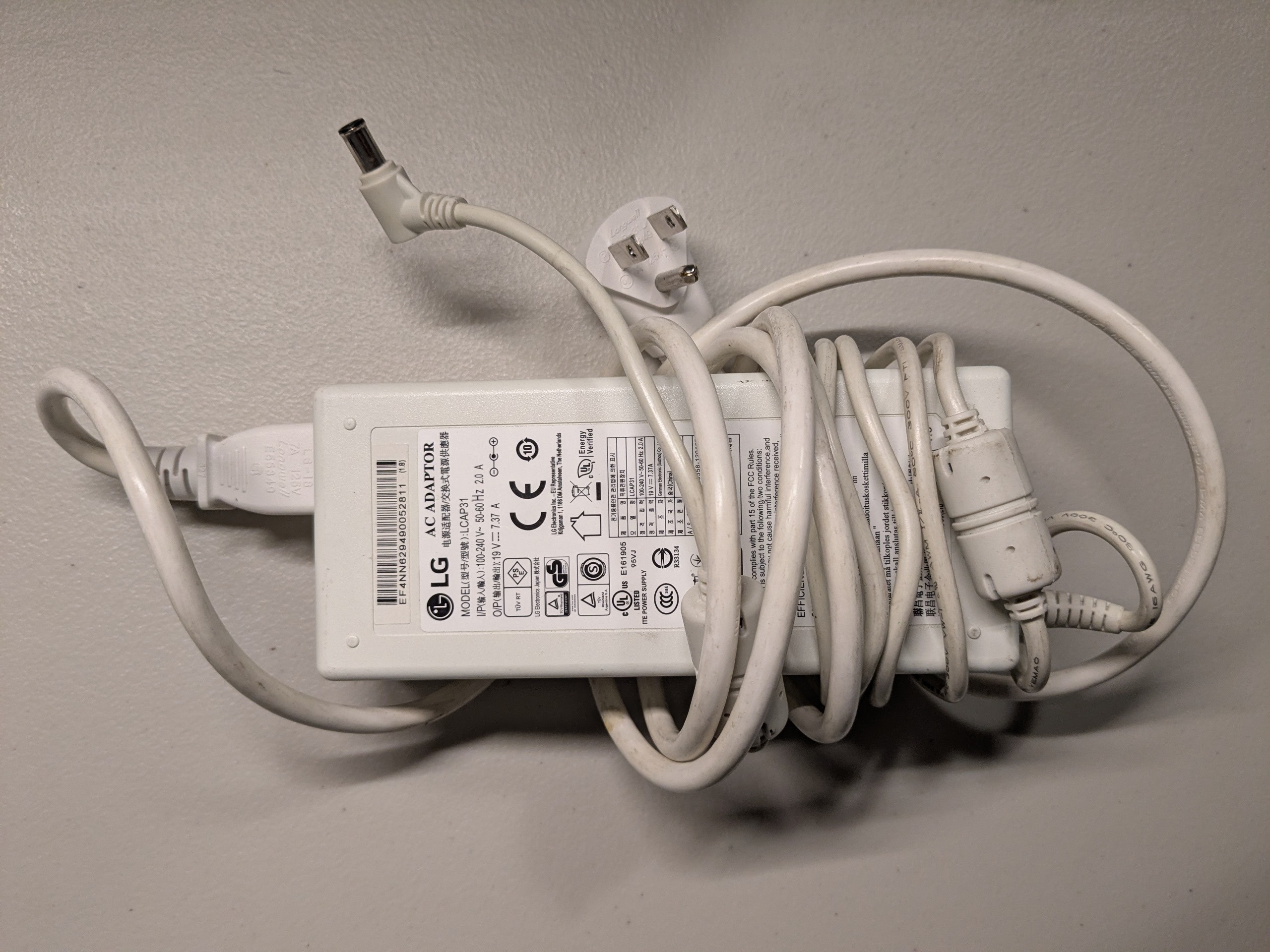 Original LG Monitor Power Adapter - 19V 7.37A (Model LCAP31)
