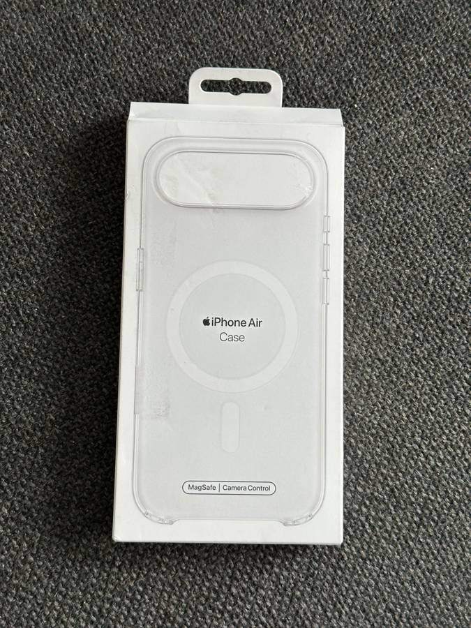 Apple Fitted Hard Shell Case for iPhone Air - Frost - photo 3