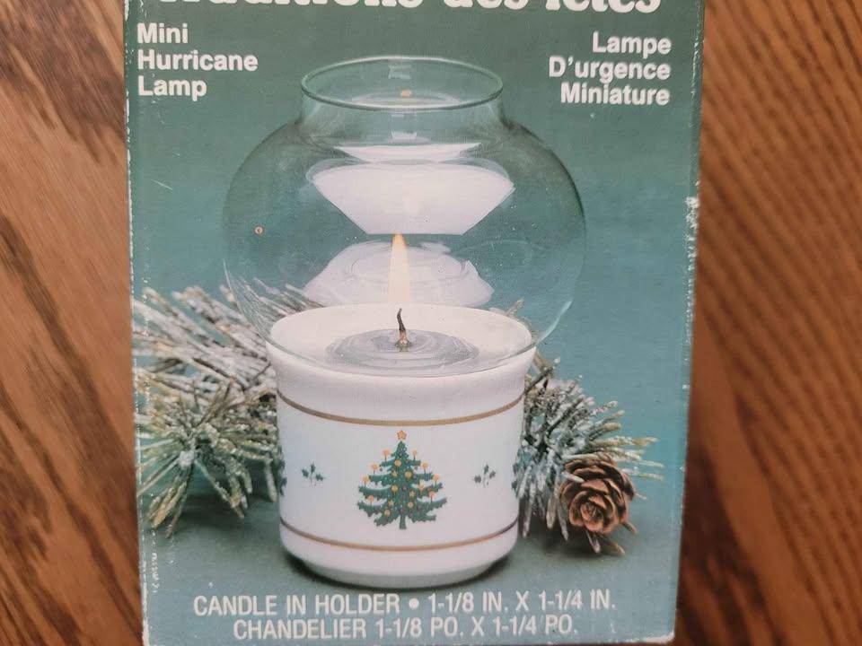 Holiday Traditions Mini Hurricane Lamp