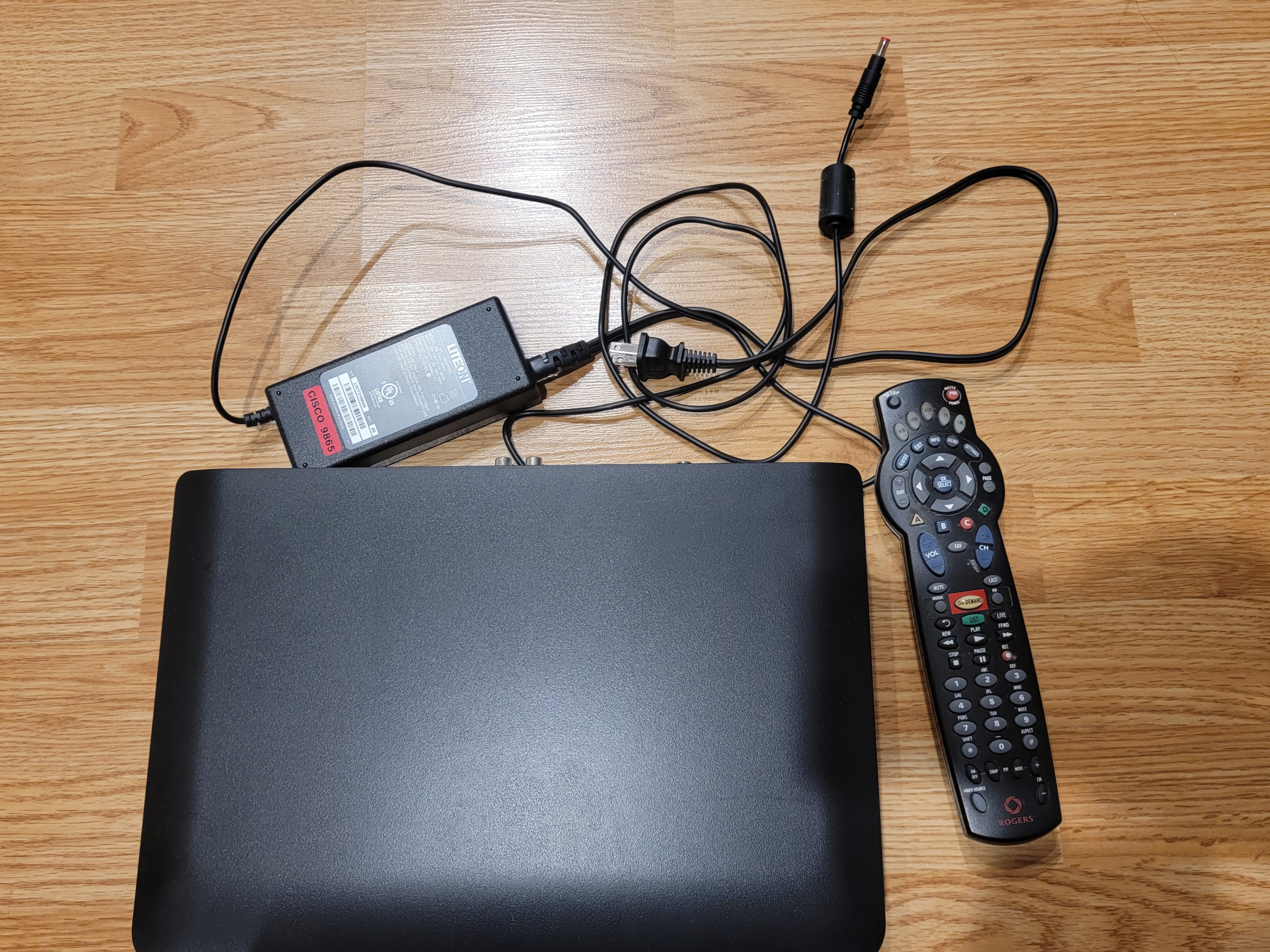 Cisco Nextbox 9865HD Cable Box - photo 2