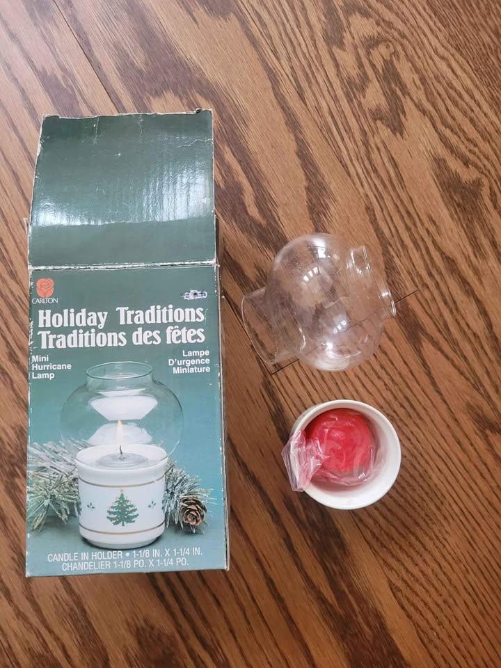 Holiday Traditions Mini Hurricane Lamp - photo 2