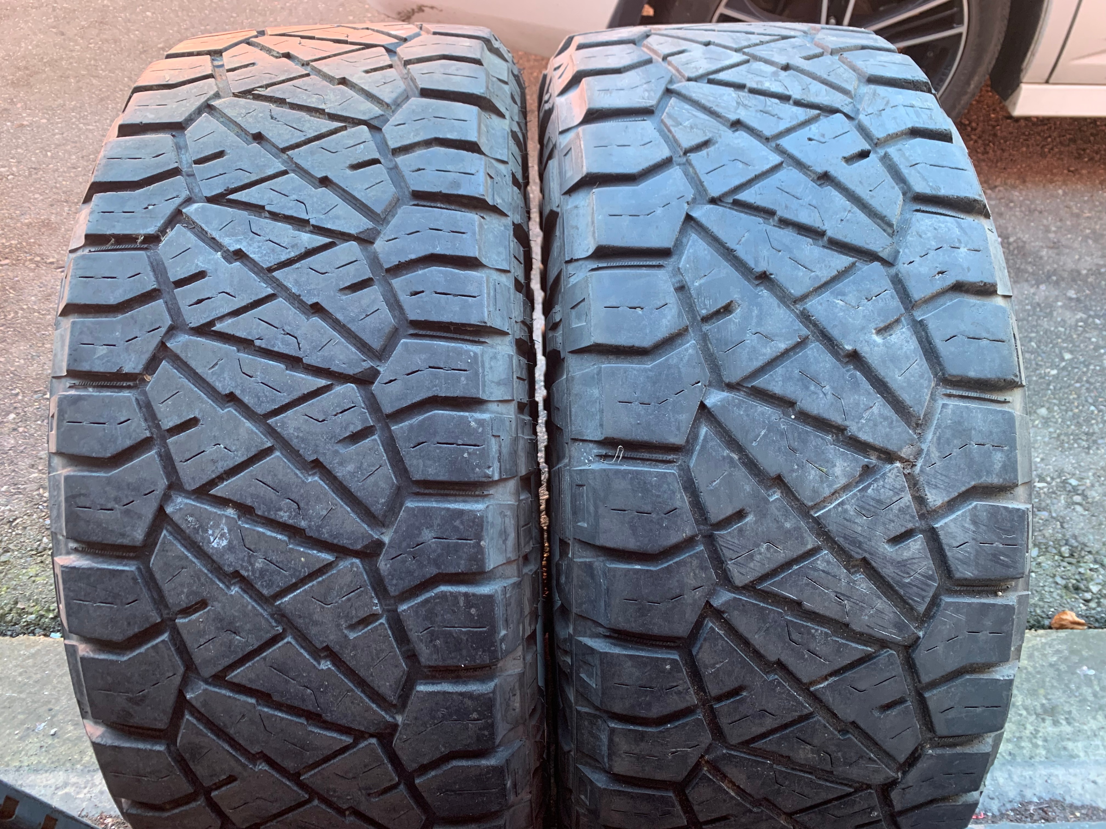 PAIR of LT 37X13.50R22 128Q 12PR Nitto Ridge Grappler 45/50%