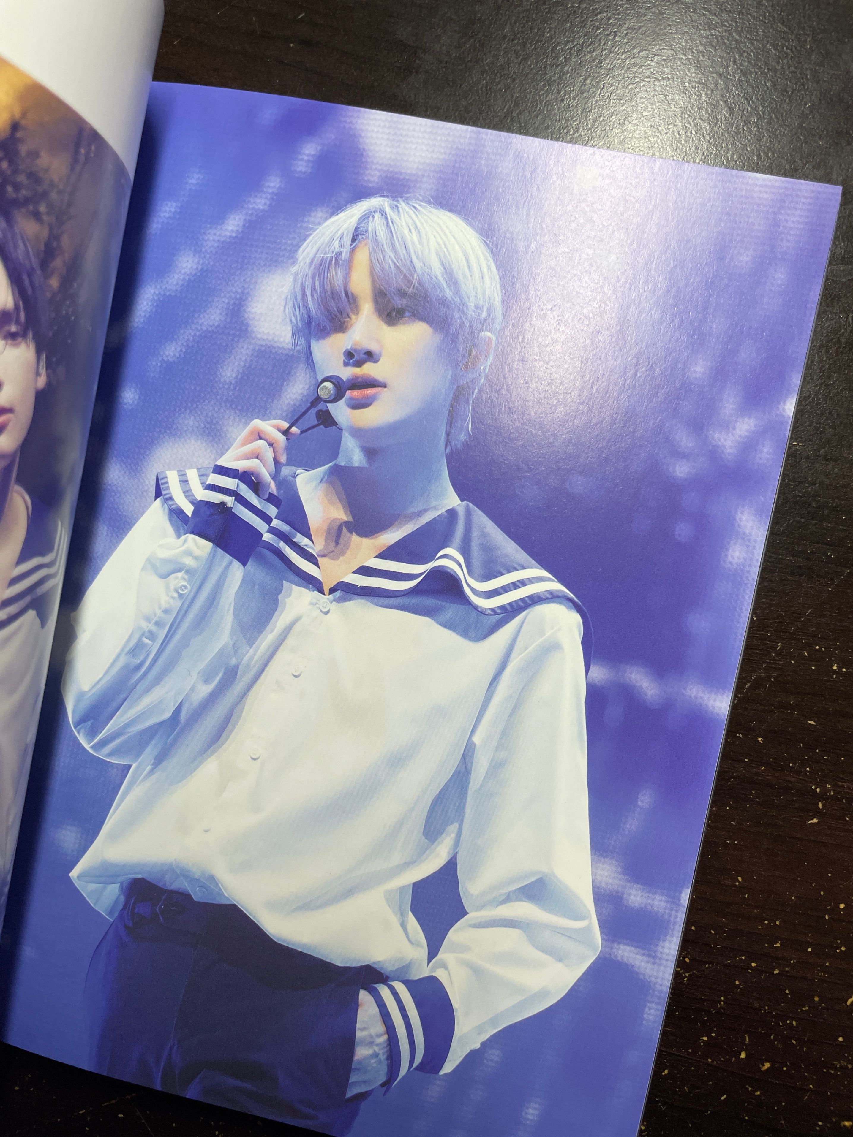 TXT WORLD TOUR <ACT : LOVE SICK> IN SEOUL Photobook (Kpop) - photo 4