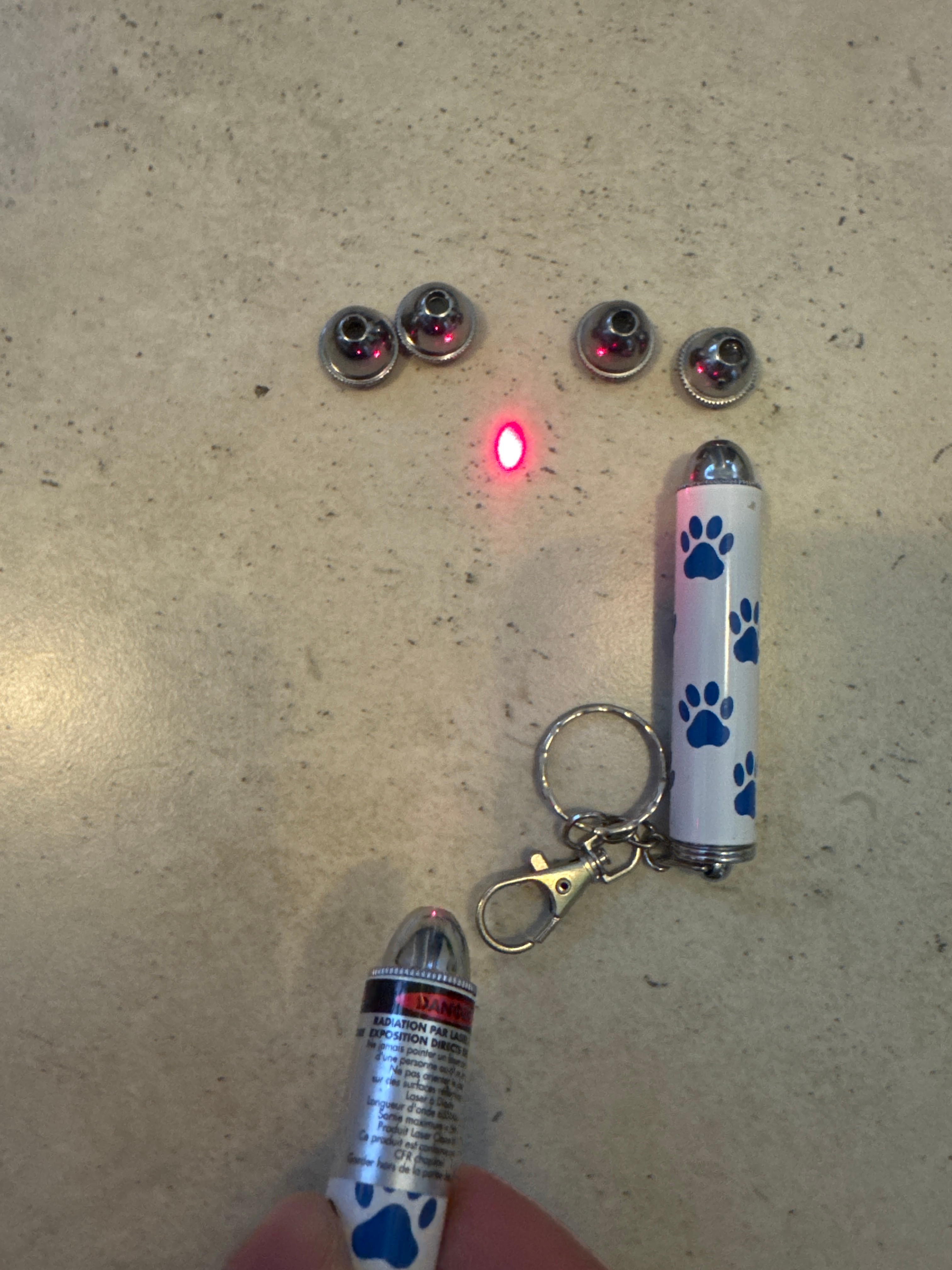🏆 Dog/Cat Laser Pointer Toy with Keychain - photo 2
