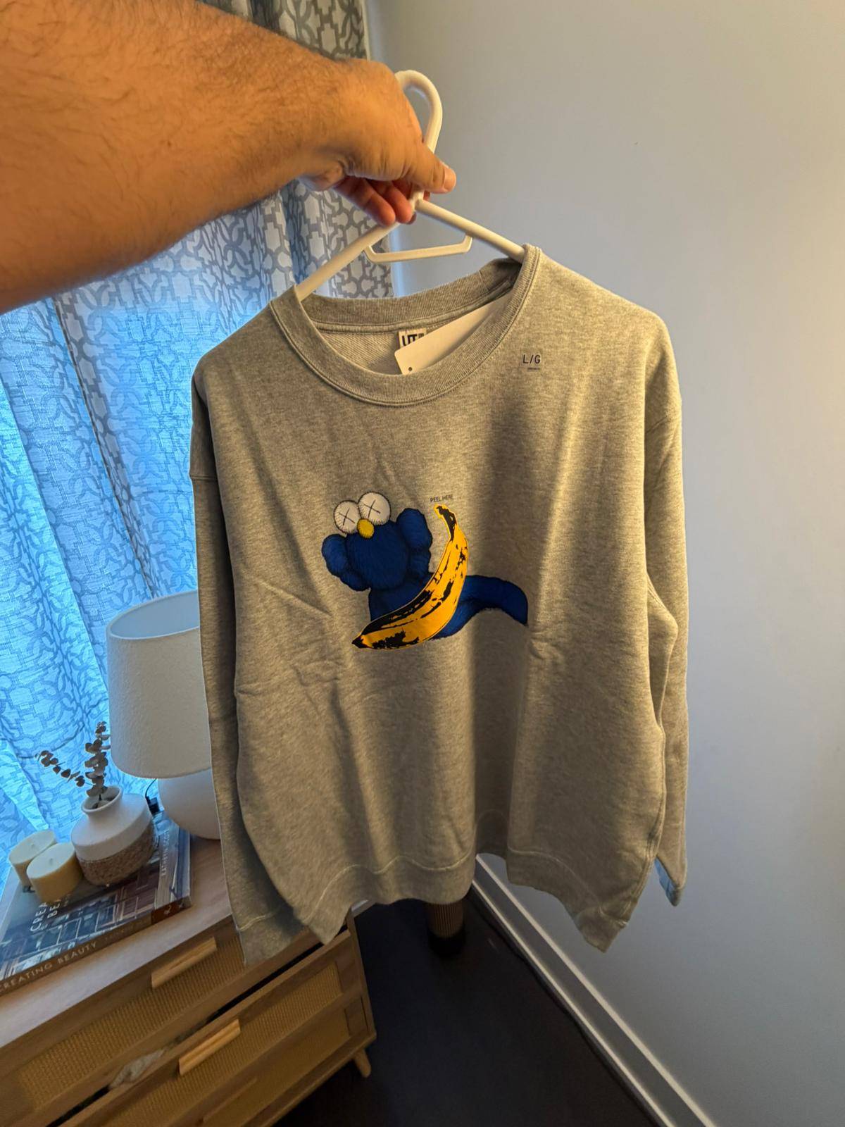 Uniqlo x Kaws Sweatshirt - Grey - L/G - New - photo 5