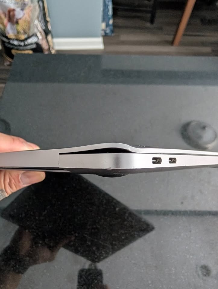 MacBook Pro 2017 -i5 2.3GHz Dual-Core Intel Core-8GB LPDDR3 RAM - photo 3
