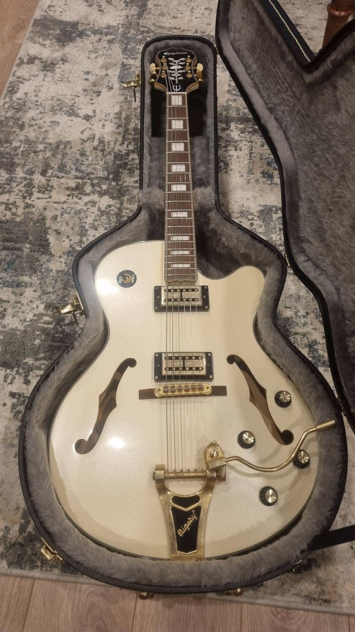 Epiphone Emperor Swingster Royale (2015) Pearl white