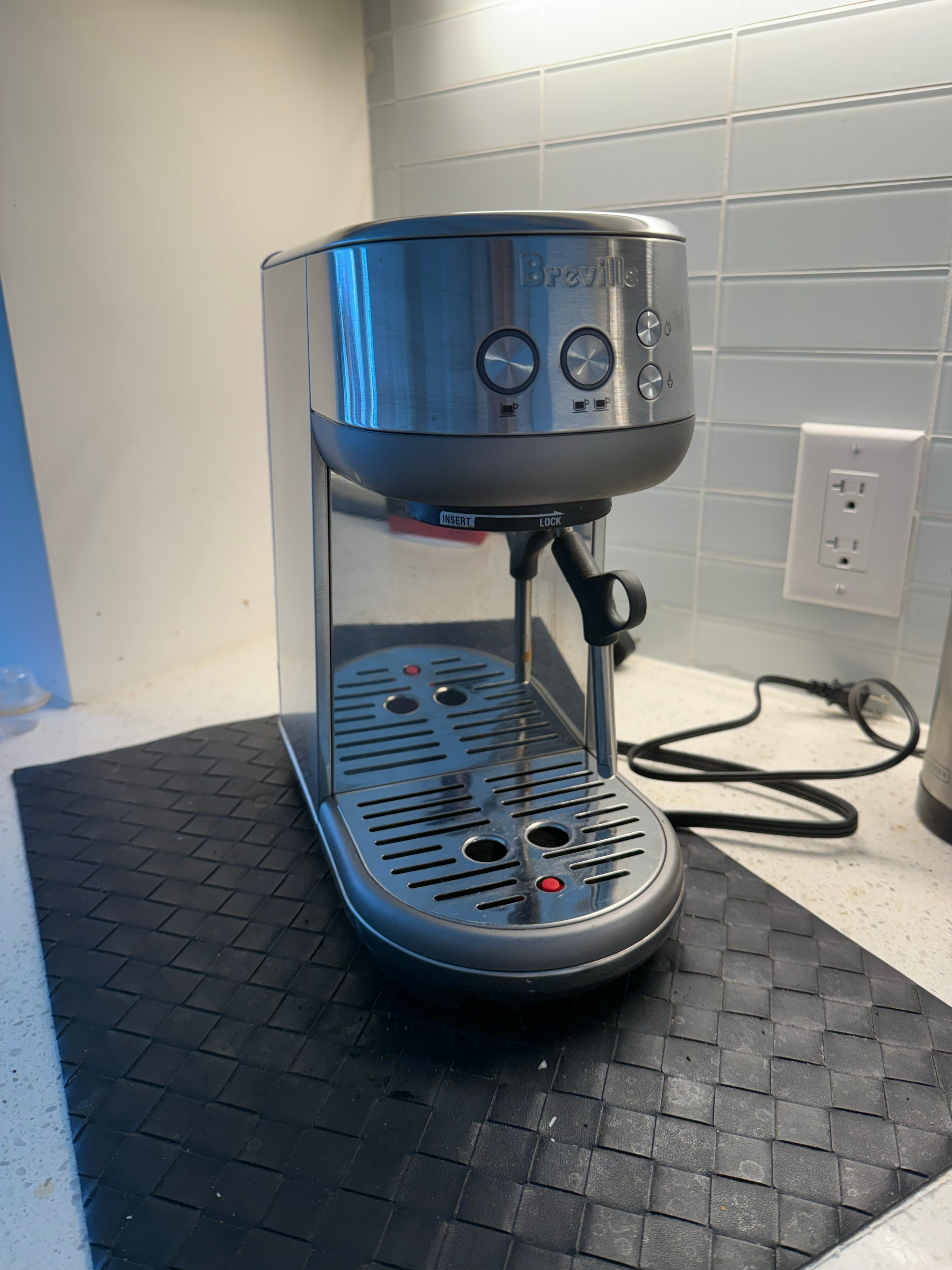 Breville the Bambino Espresso Machine with Auto Milk Frother