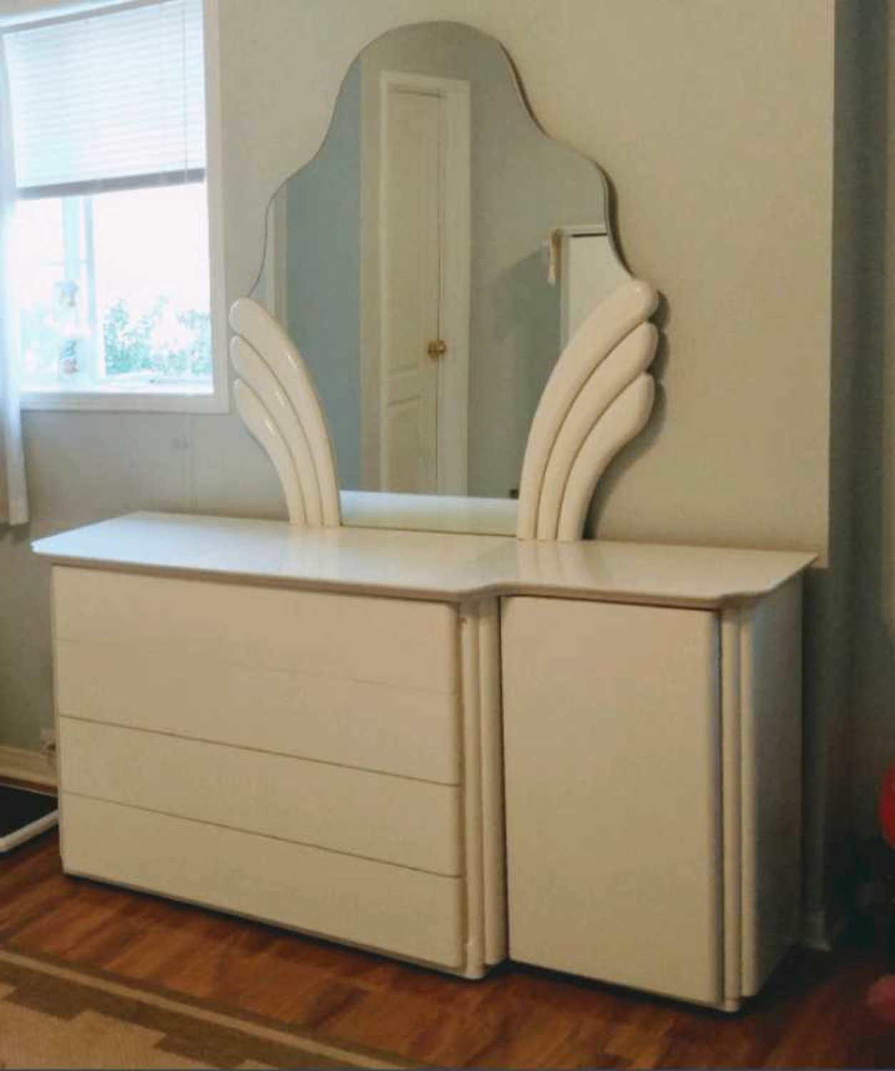 Italian designer bedroom suite - photo 2