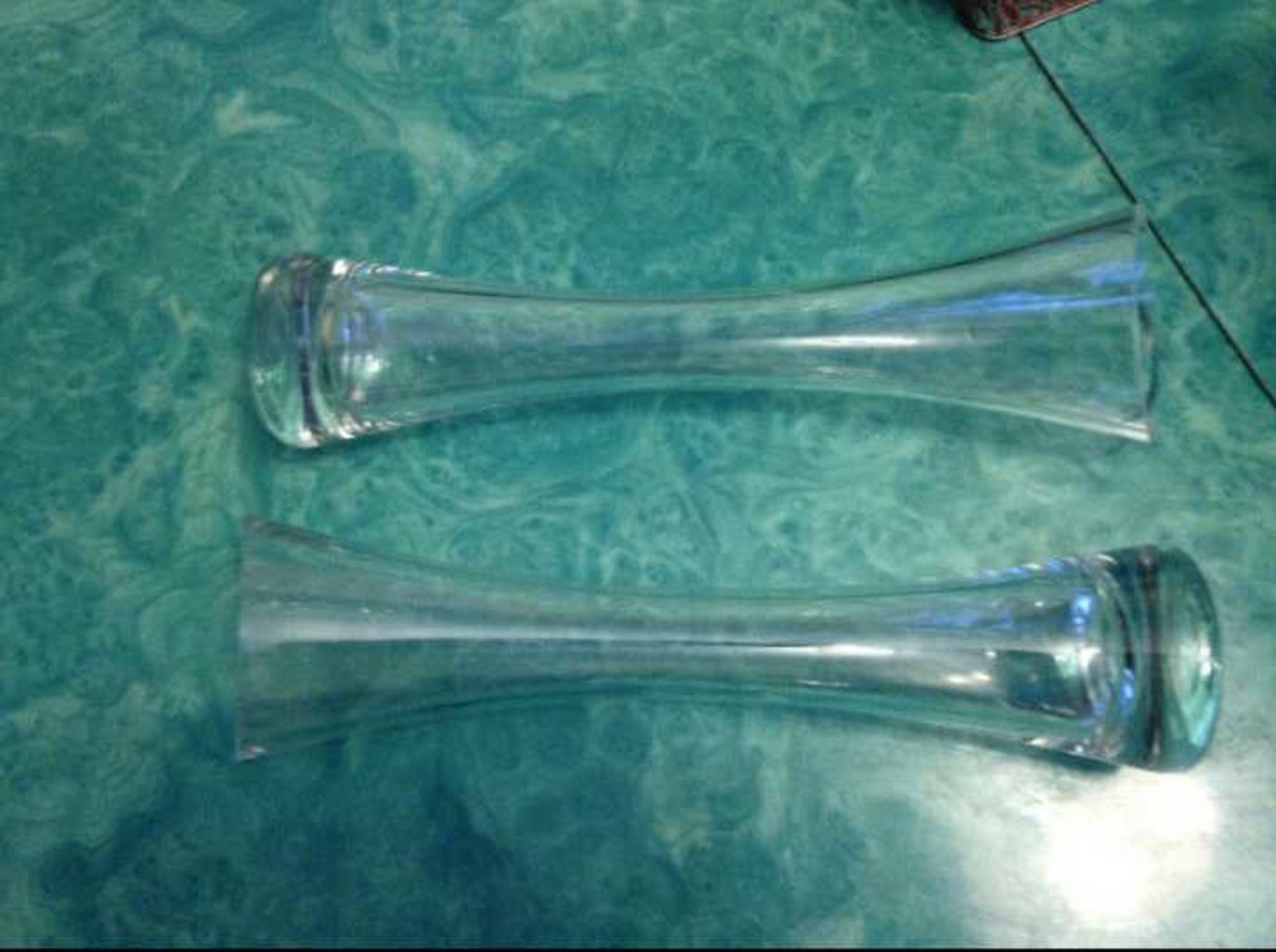 2 Matching Glass Vases. $10 for the pair. - photo 2