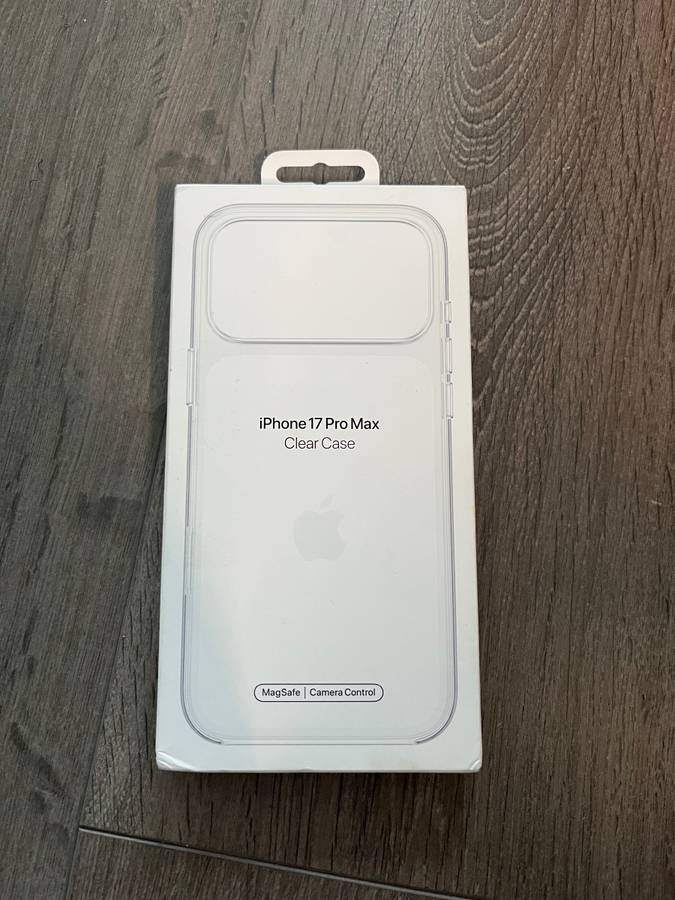 Apple Fitted Hard Shell MagSafe Case - iPhone 17 Pro Max -Clear - photo 3