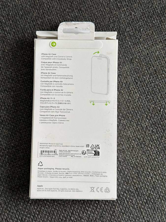 Apple Fitted Hard Shell Case for iPhone Air - Frost - photo 5