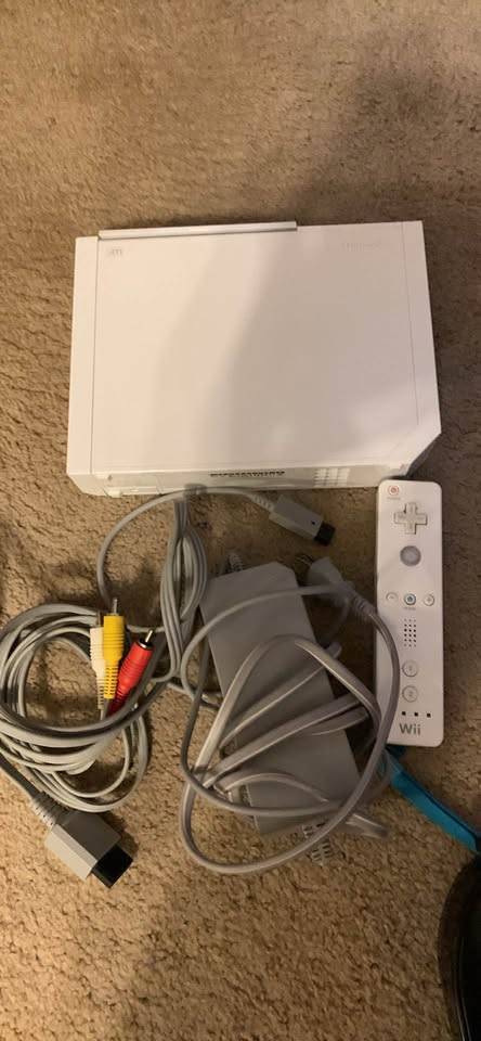 Nintendo Wii Console with Remote