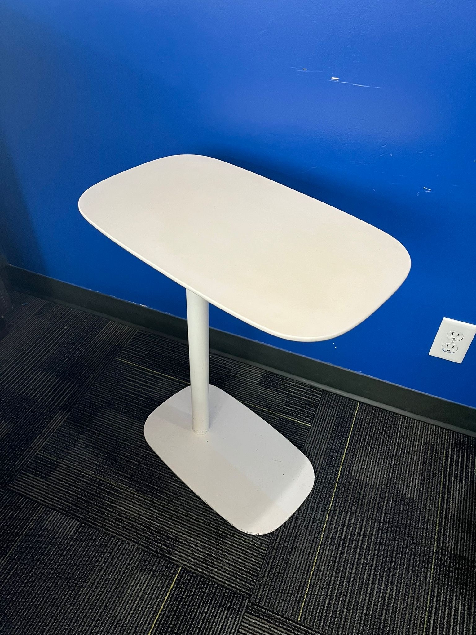 White C Table