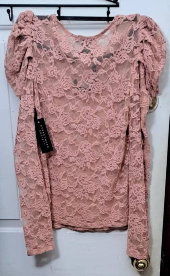 Trendy: New Coquette Aesthetic Pink Floral Lace Sheer Top M/LP🥕 - photo 2