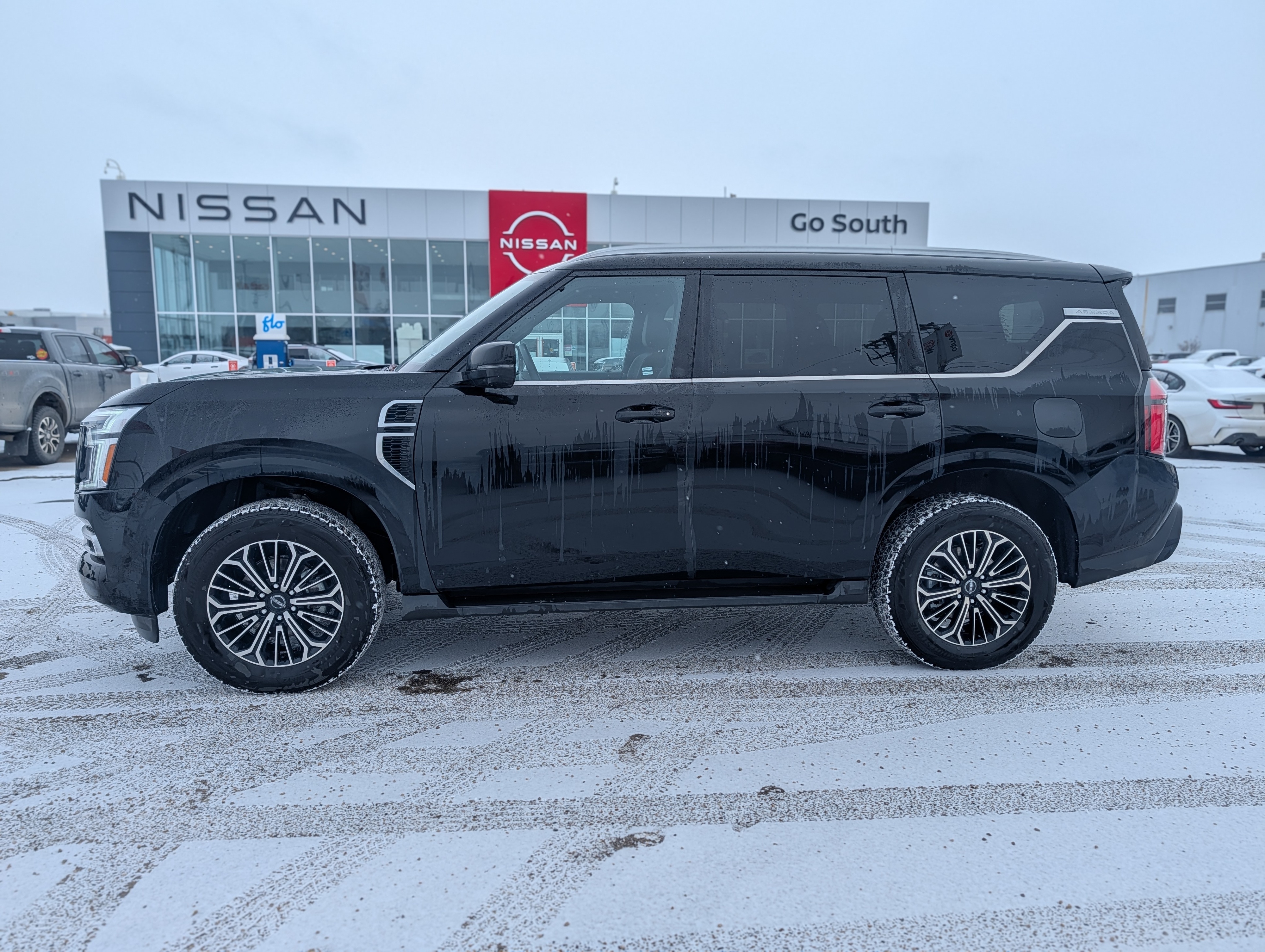 2026 Nissan Armada - photo 2