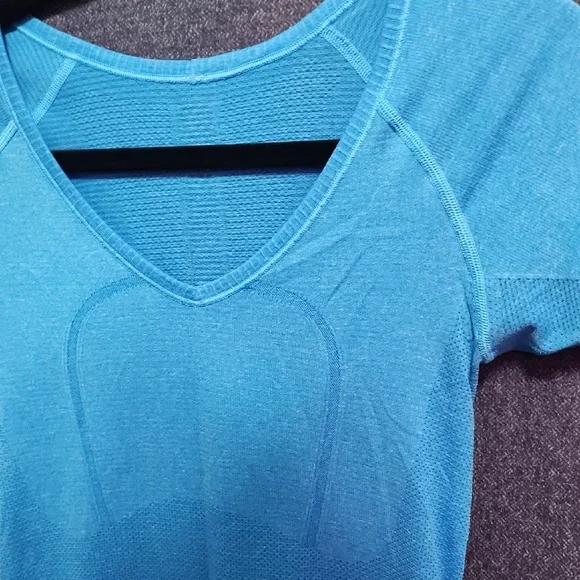Lululemon Swiftly Tech Short Sleeve Shirt - photo 3