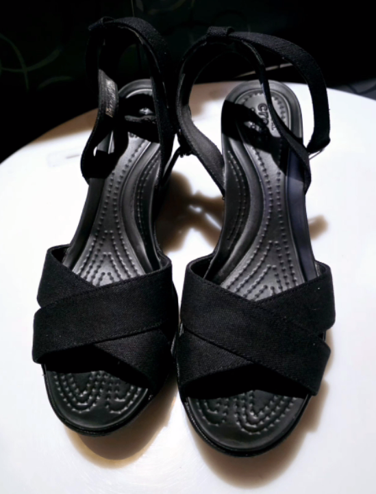 CROCS Black Wedge Sandals - photo 5
