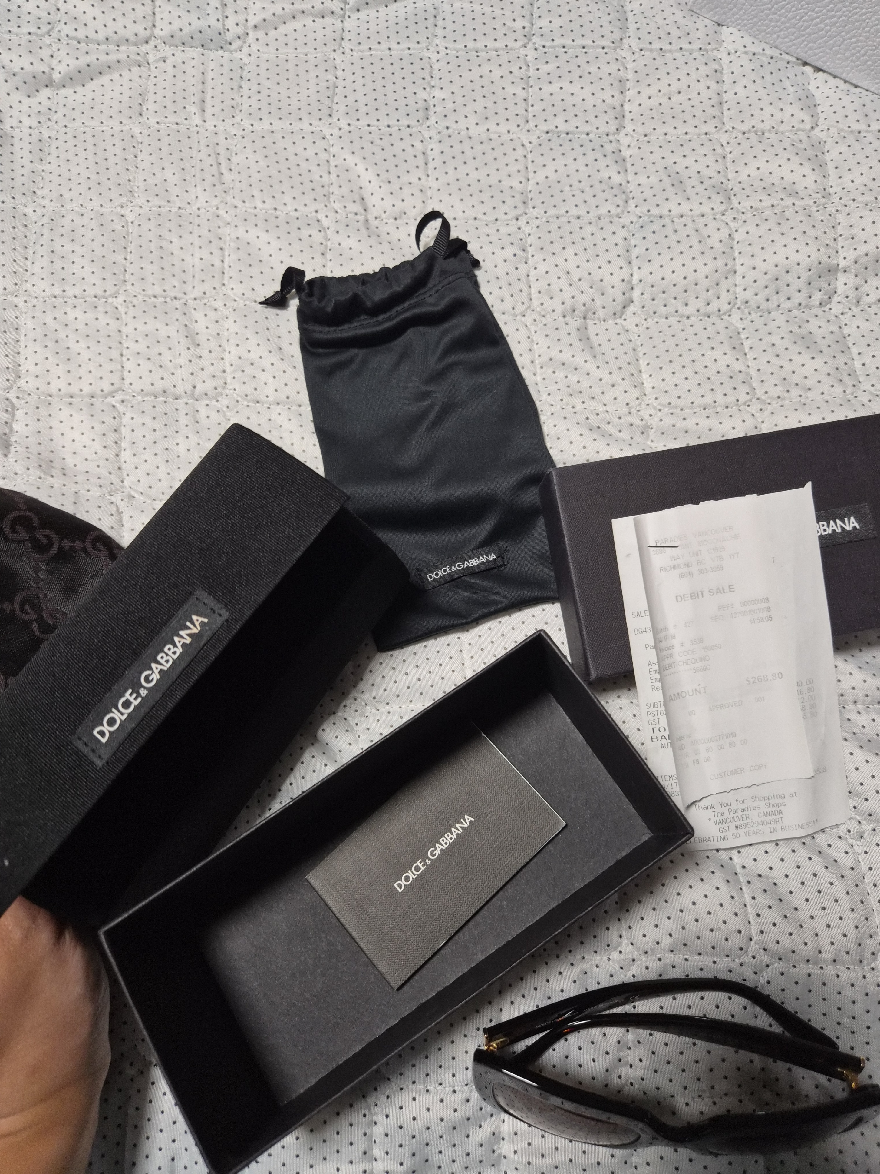 Dolce & Gabbana Sunglasses with Case - photo 3