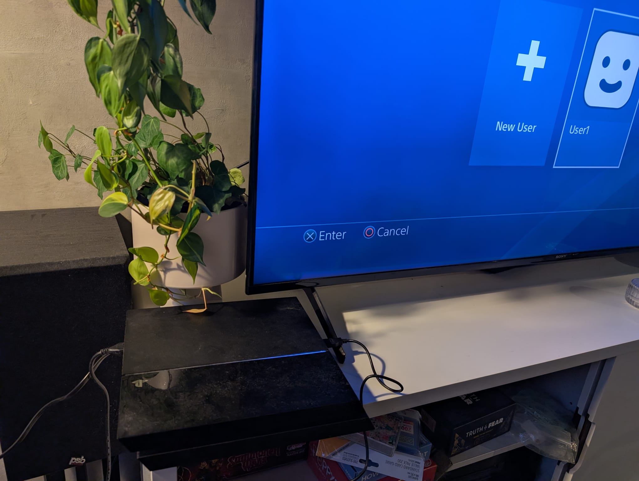 PlayStation 4 Console + 2 Controllers –  In Great Condition - photo 2