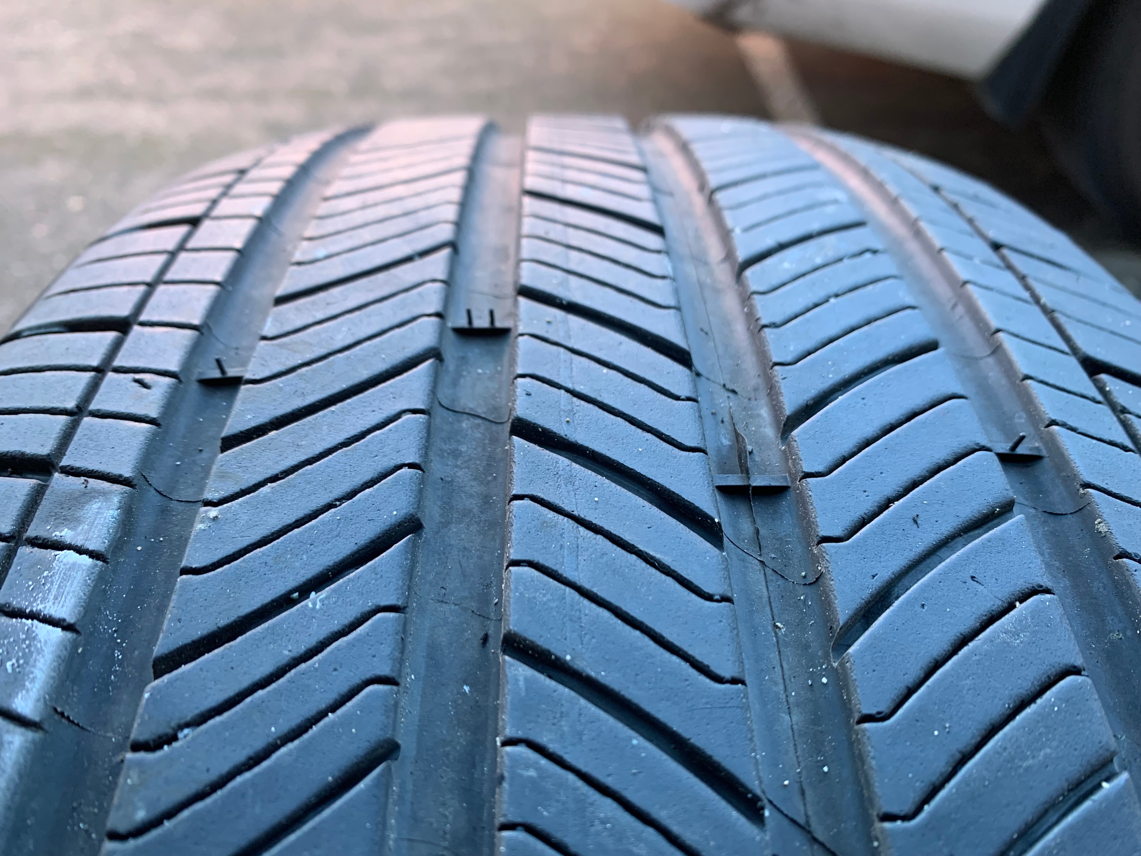1 X single 235/50/20 M+S 100V Michelin Primacy A/S w 70% tread - photo 4