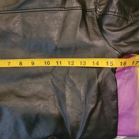 H&M Black Faux Leather Jacket - Size 7-8 Years - photo 4