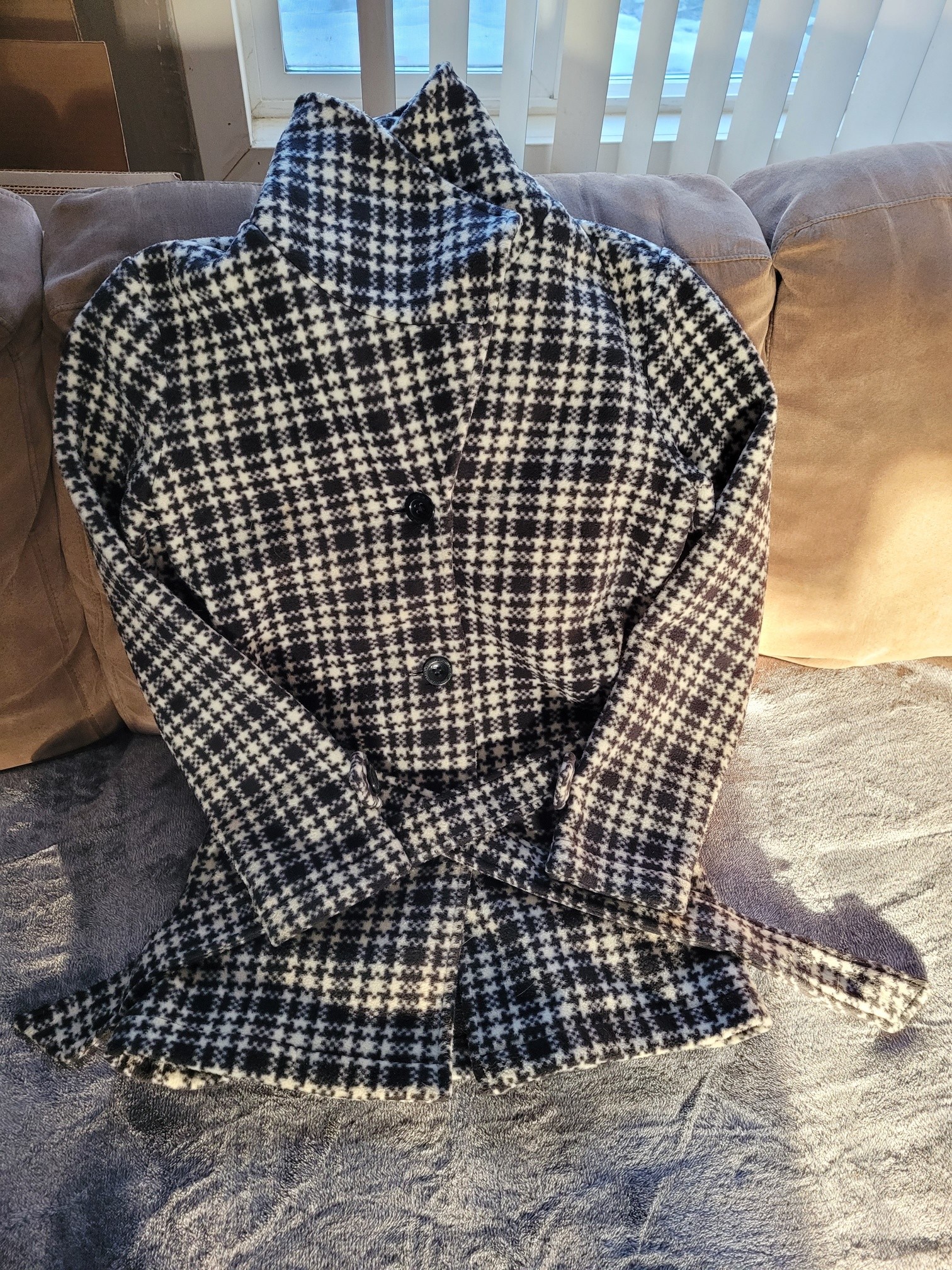 Ladies 'pant length' coat
