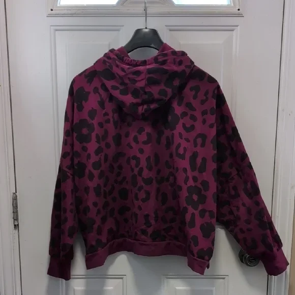 Disney Mickey Mouse cropped hoodie in burgun dy and black - photo 4