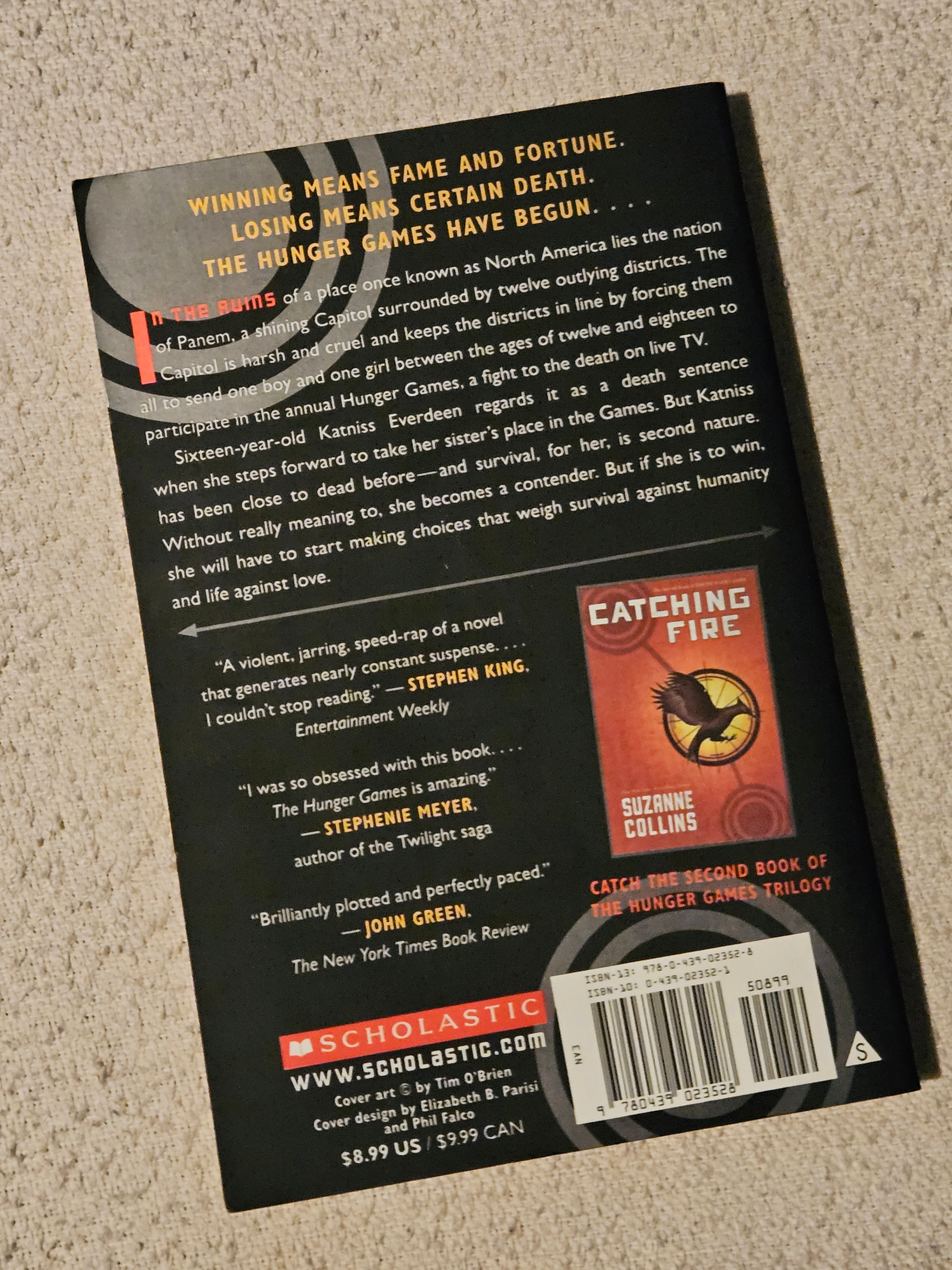Suzanne Collins - The Hunger Games - photo 2