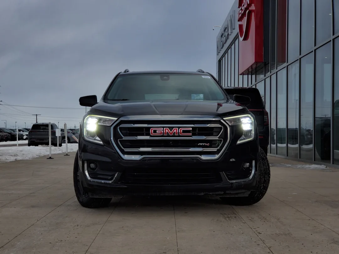2022 GMC Terrain AT4 - photo 2