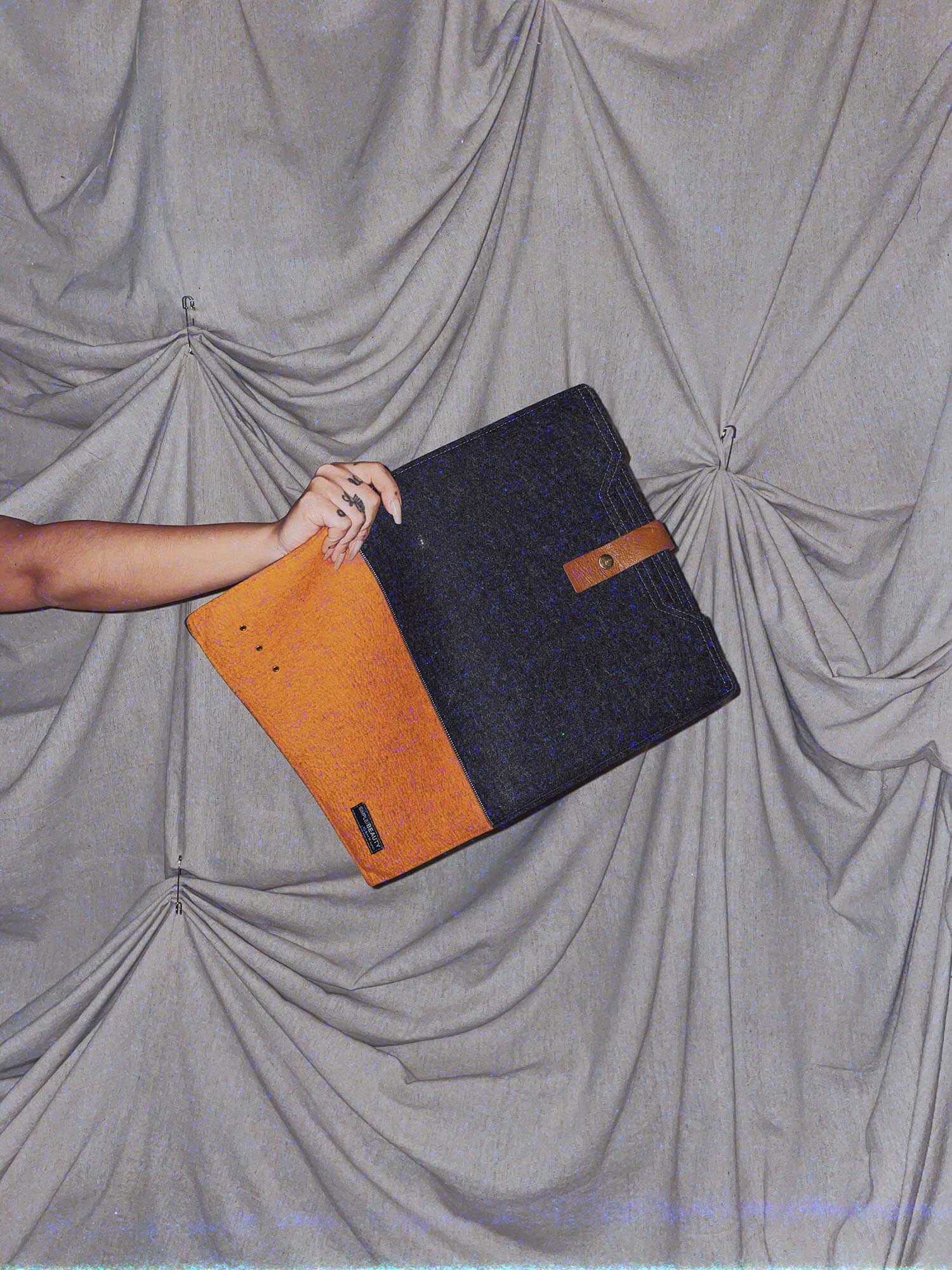 grey orange felt 15" laptop sleeve - photo 2