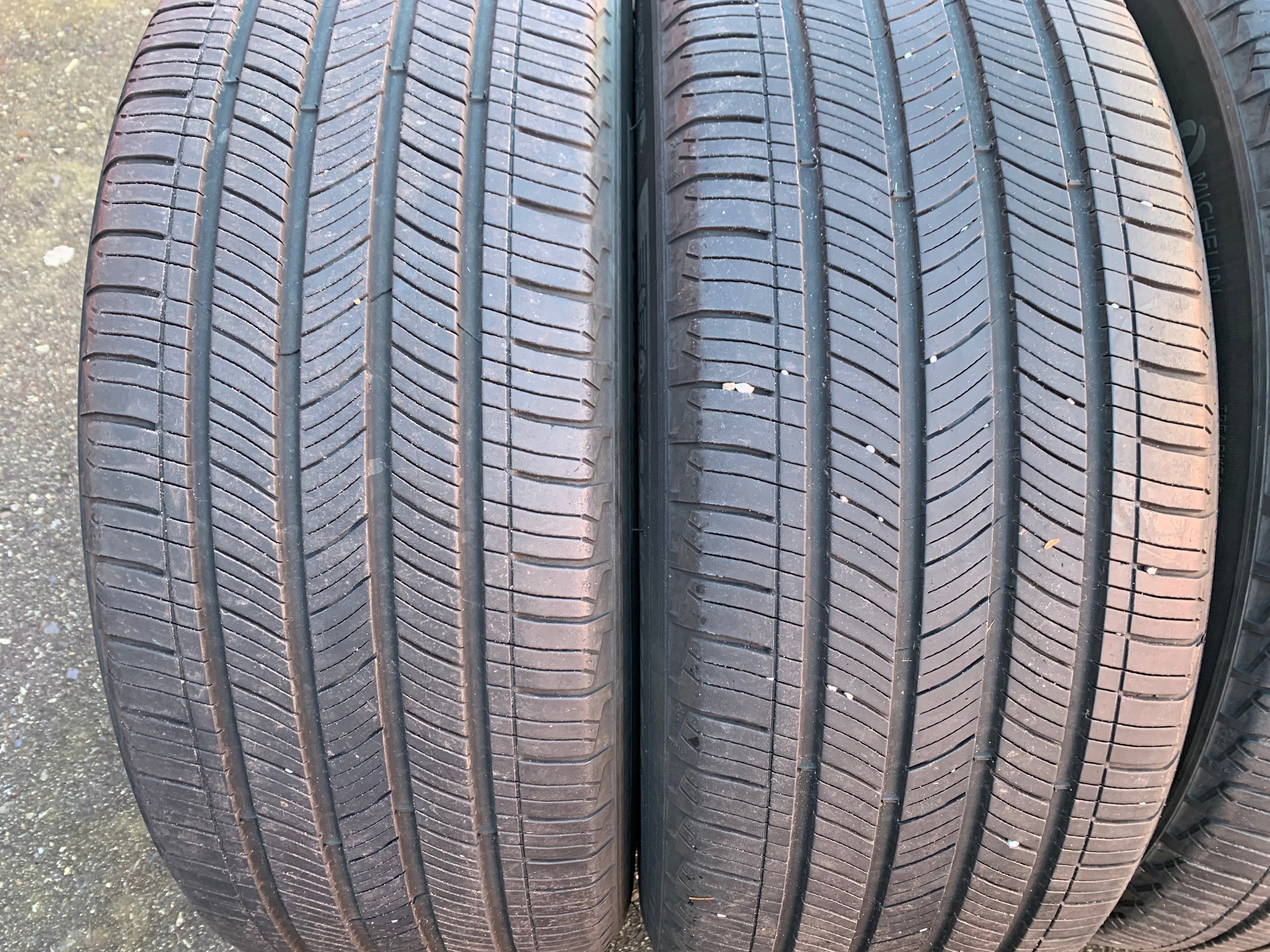 SET of 235/55/19 M+S 101V Michelin Primacy A/S with 70% tread - photo 2