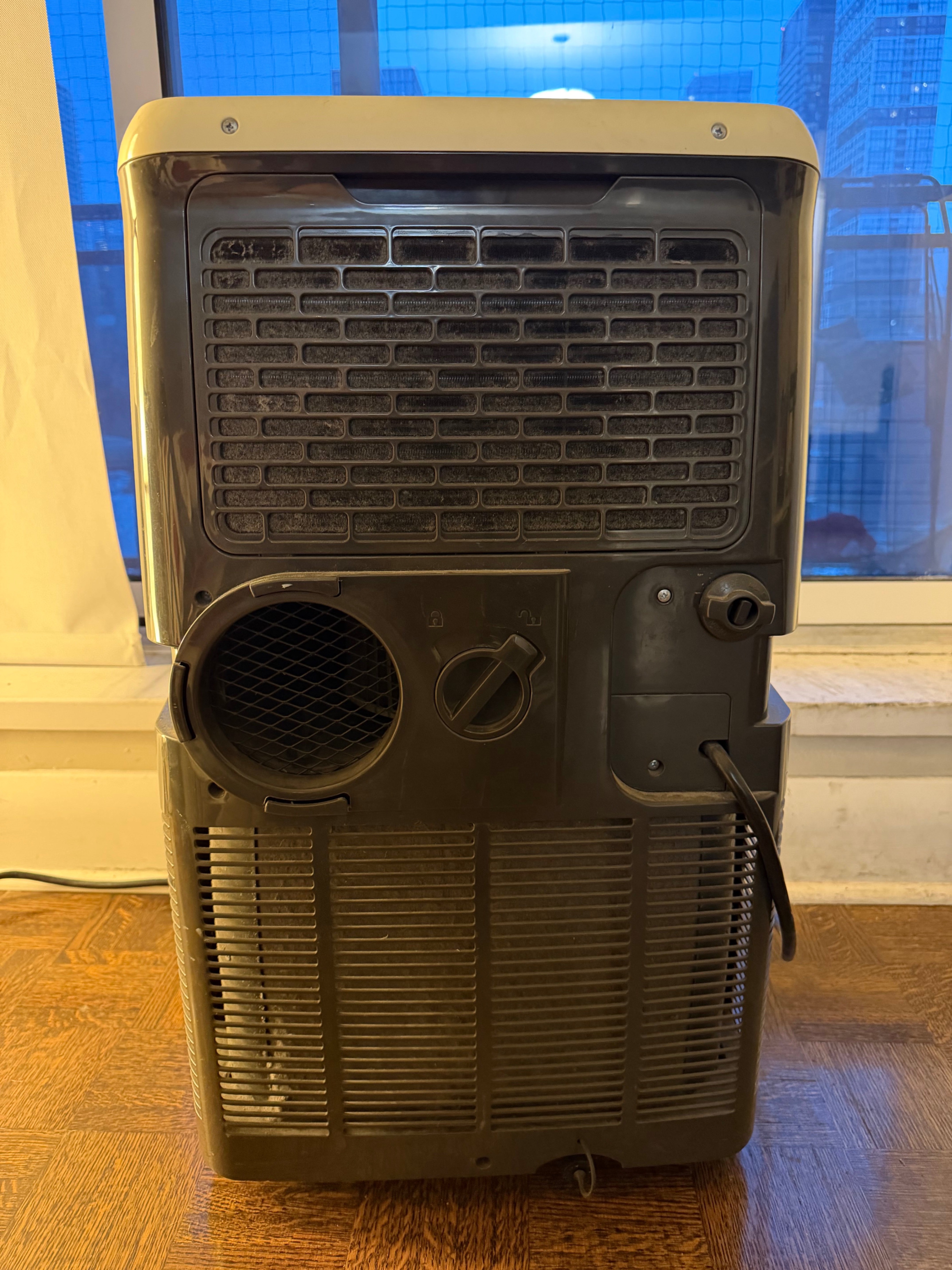 Haier Portable AC + Heater + Dehumidifier - photo 4