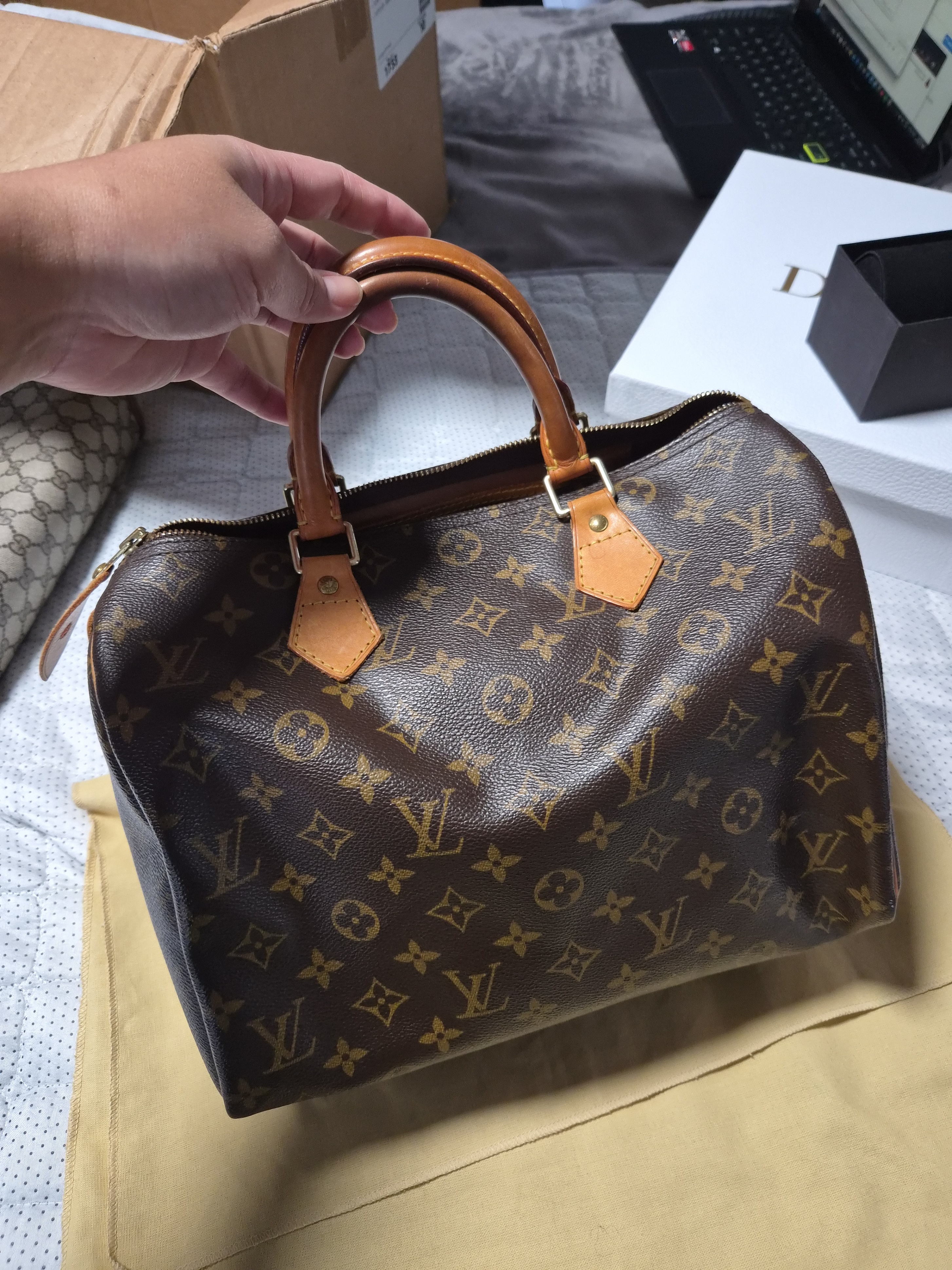 Louis Vuitton Speedy 30