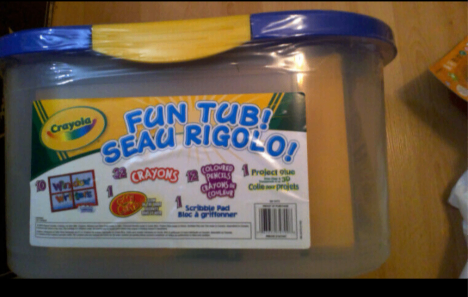 Crayola Fun Tub with Art Supplies **BRAND NEW & NEVER OPENED**